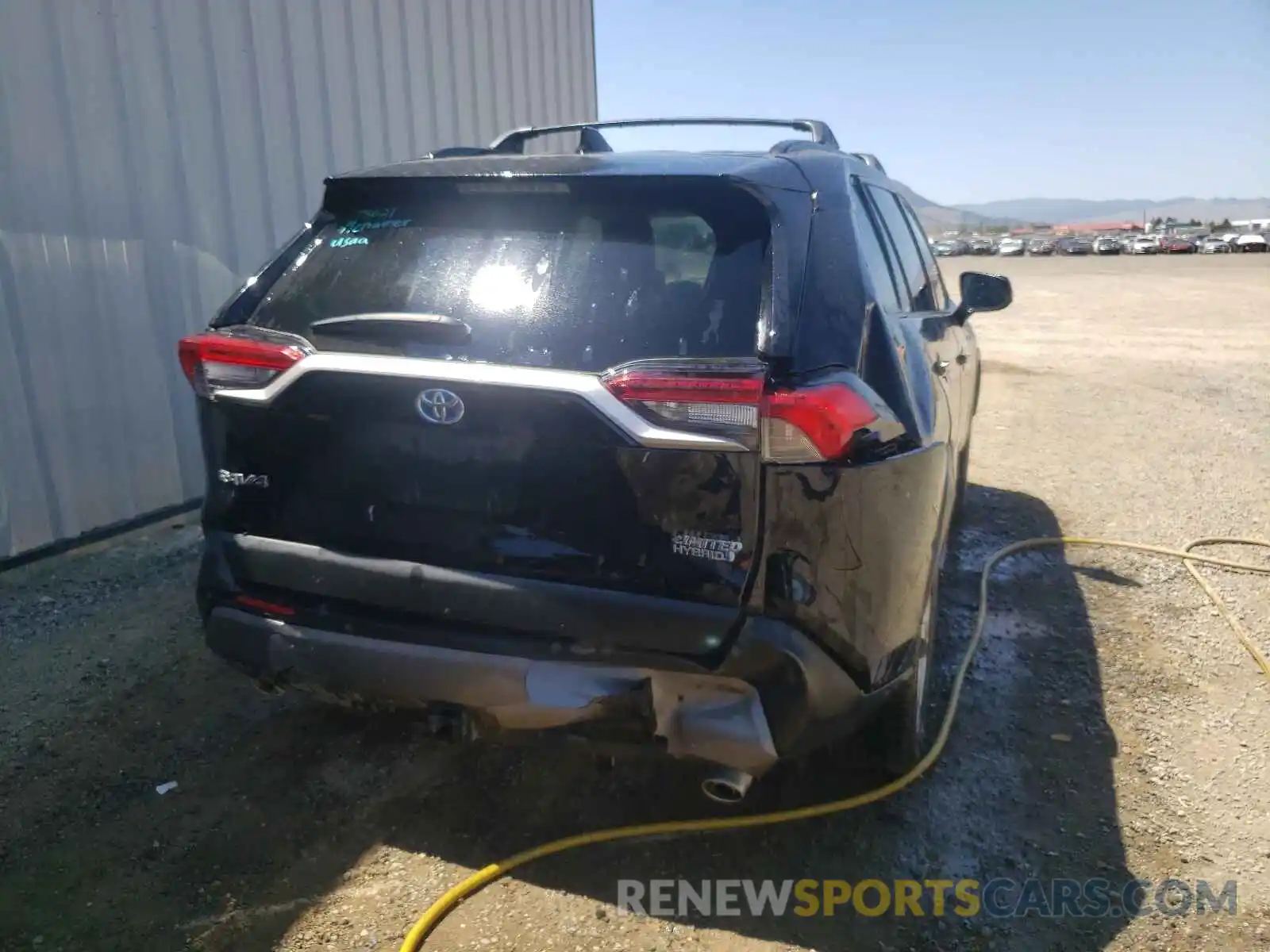 9 Photograph of a damaged car 2T3DWRFV6LW052837 TOYOTA RAV4 2020