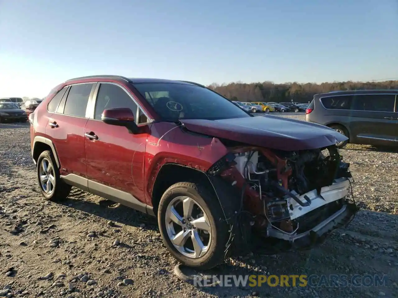 1 Photograph of a damaged car 2T3DWRFV6LW073736 TOYOTA RAV4 2020