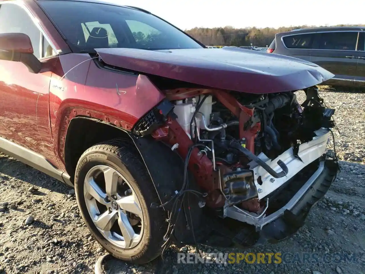 9 Photograph of a damaged car 2T3DWRFV6LW073736 TOYOTA RAV4 2020