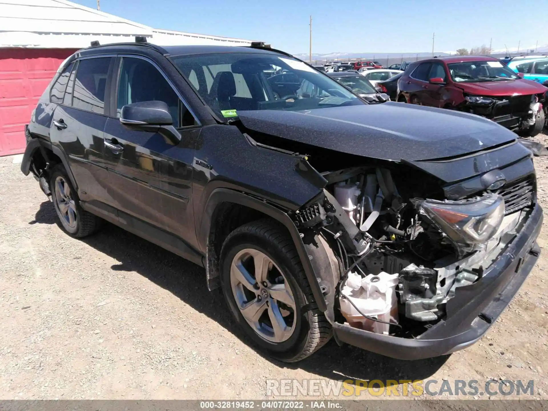 1 Photograph of a damaged car 2T3DWRFV7LW074362 TOYOTA RAV4 2020