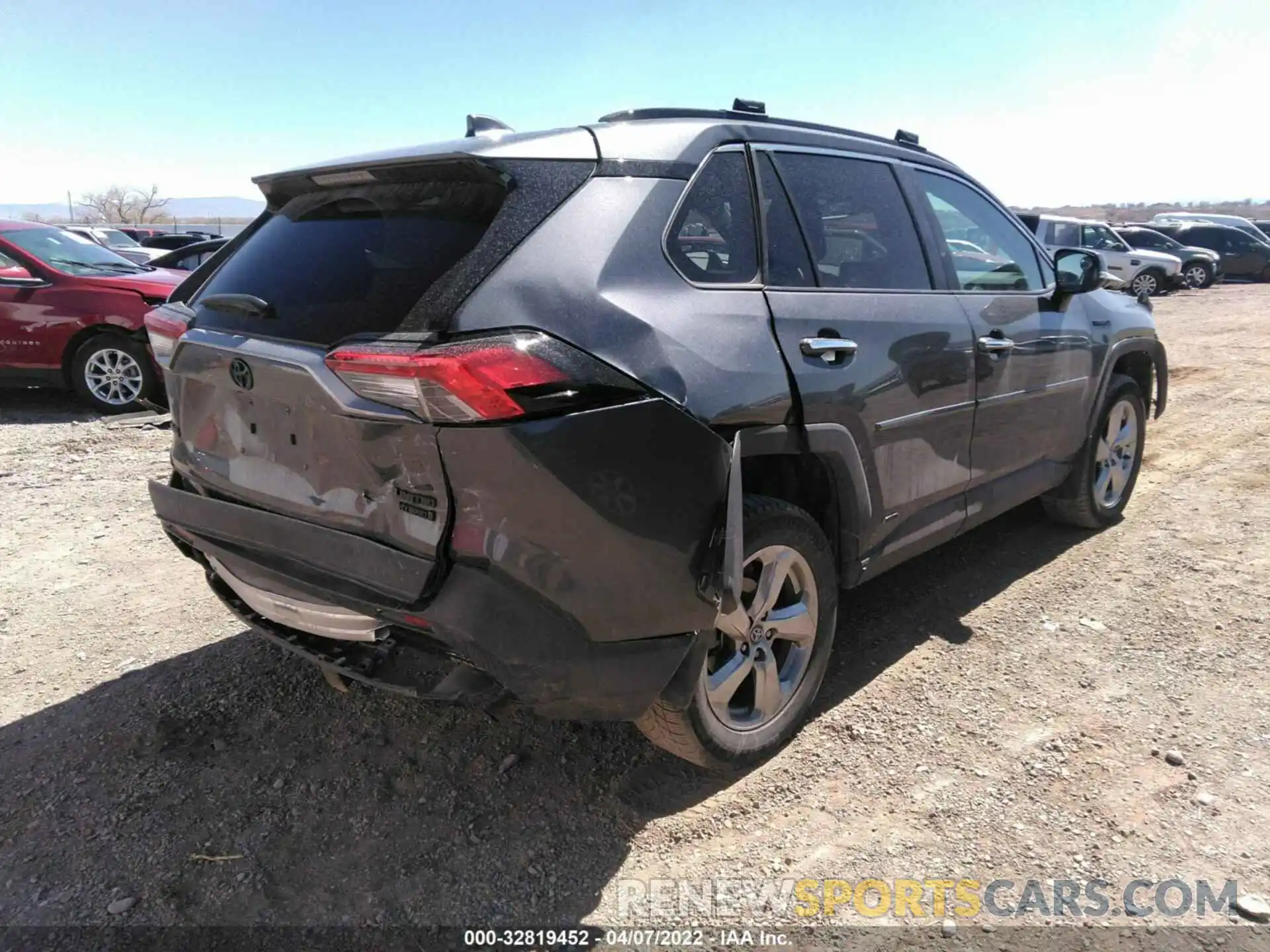 4 Photograph of a damaged car 2T3DWRFV7LW074362 TOYOTA RAV4 2020