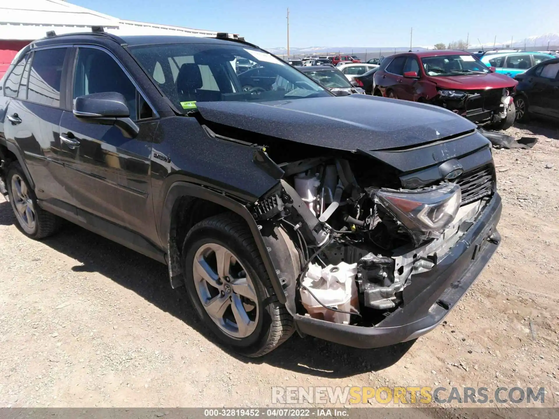 6 Photograph of a damaged car 2T3DWRFV7LW074362 TOYOTA RAV4 2020