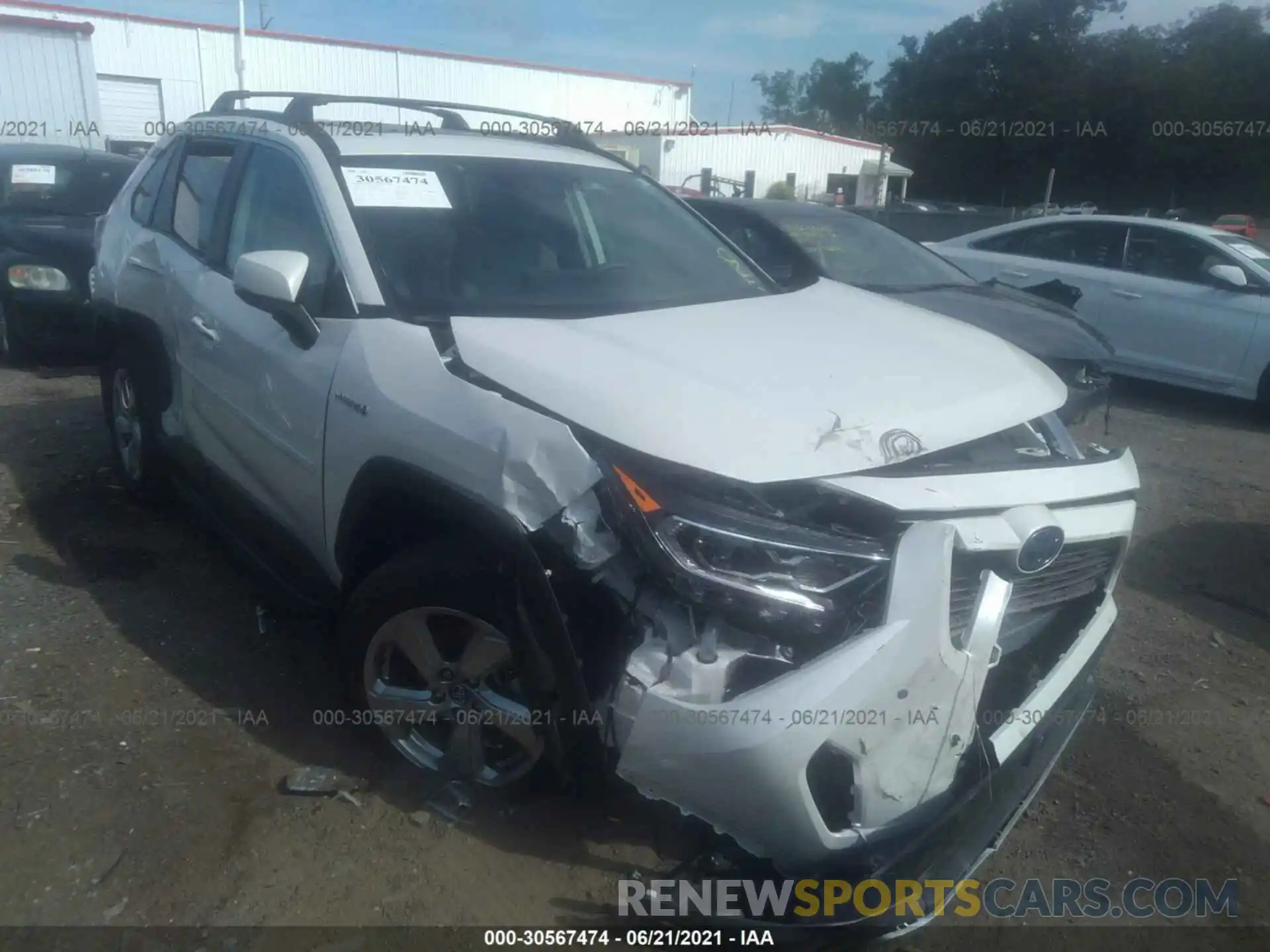 1 Photograph of a damaged car 2T3DWRFV8LW048353 TOYOTA RAV4 2020