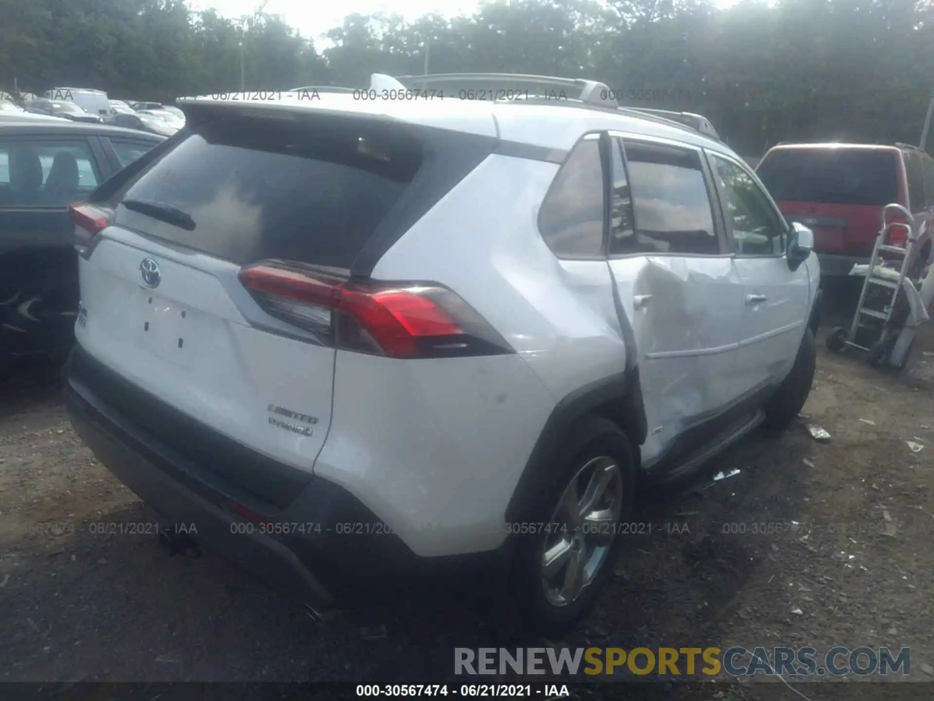 4 Photograph of a damaged car 2T3DWRFV8LW048353 TOYOTA RAV4 2020