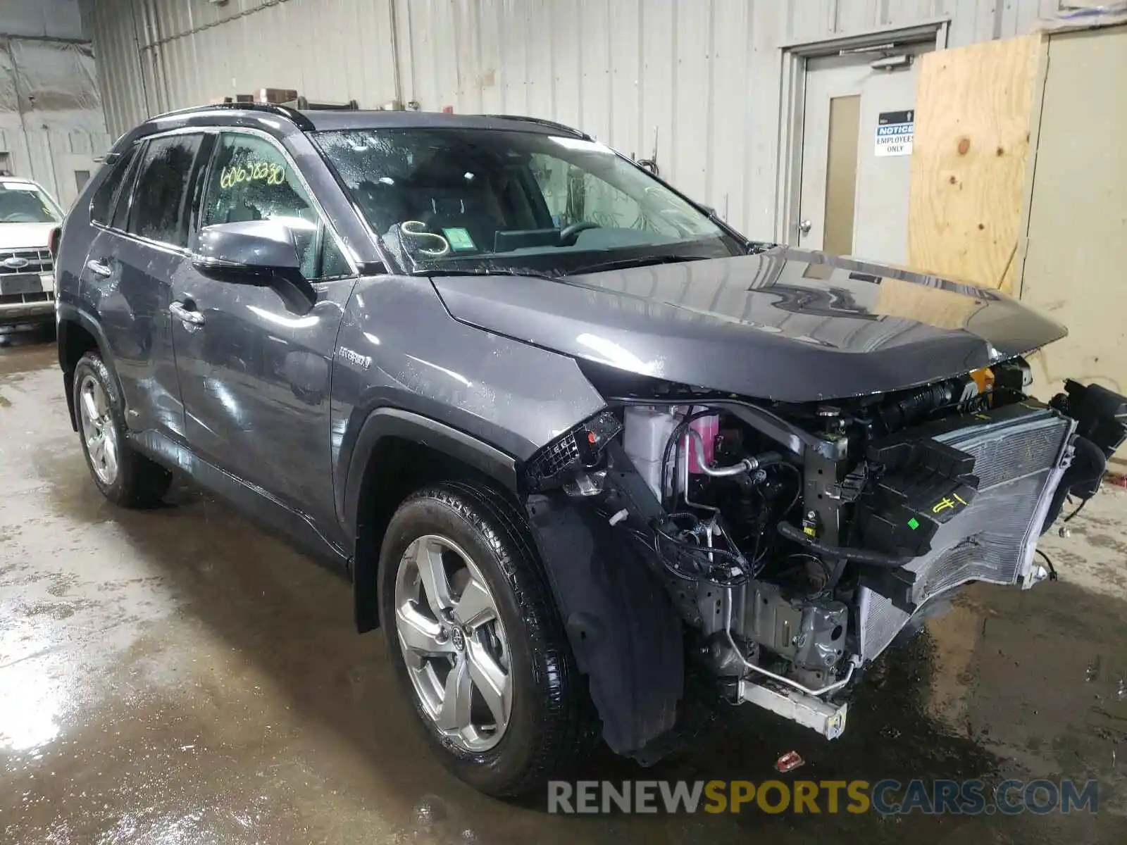 1 Photograph of a damaged car 2T3DWRFV9LW051505 TOYOTA RAV4 2020