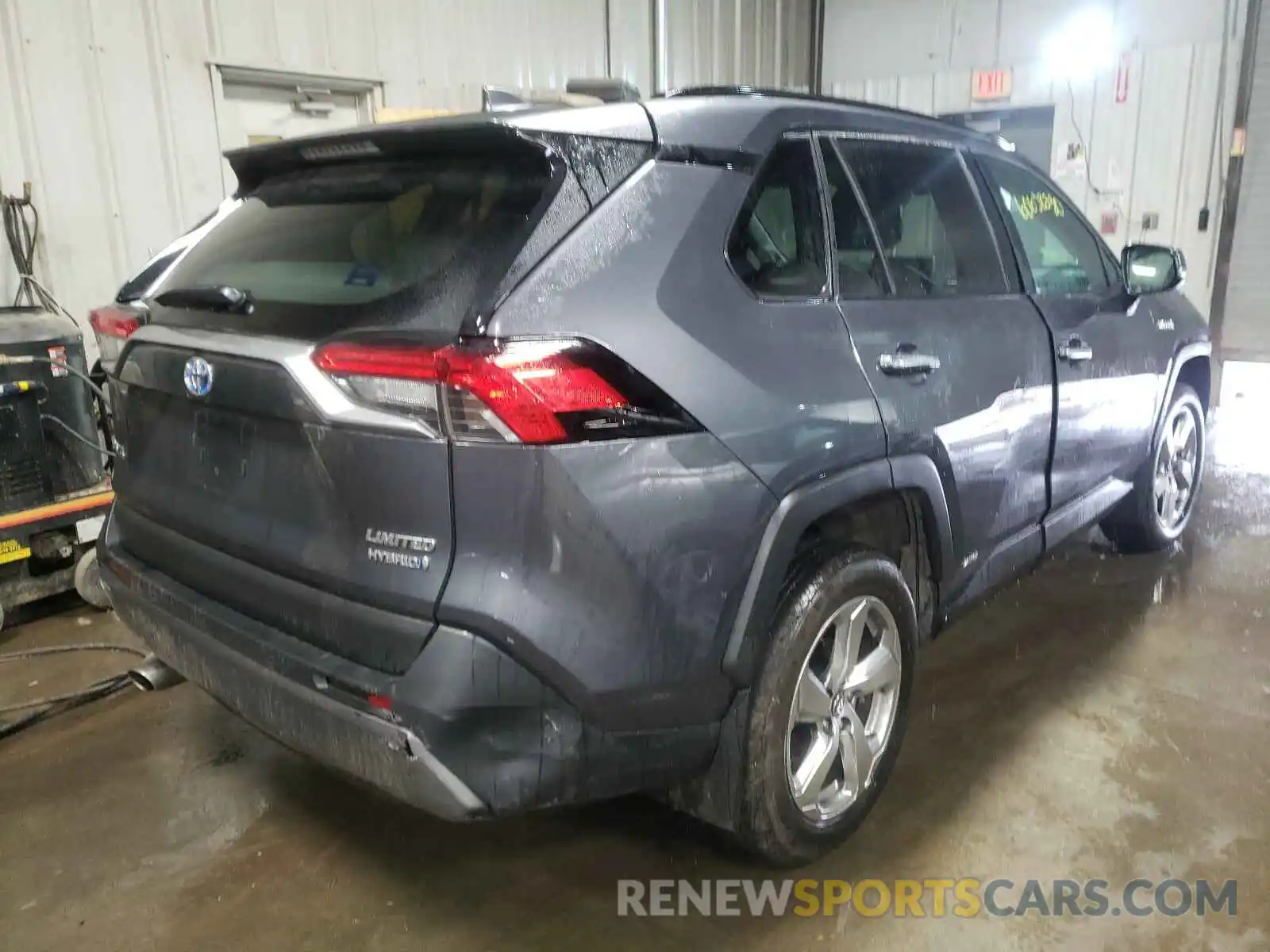 4 Photograph of a damaged car 2T3DWRFV9LW051505 TOYOTA RAV4 2020