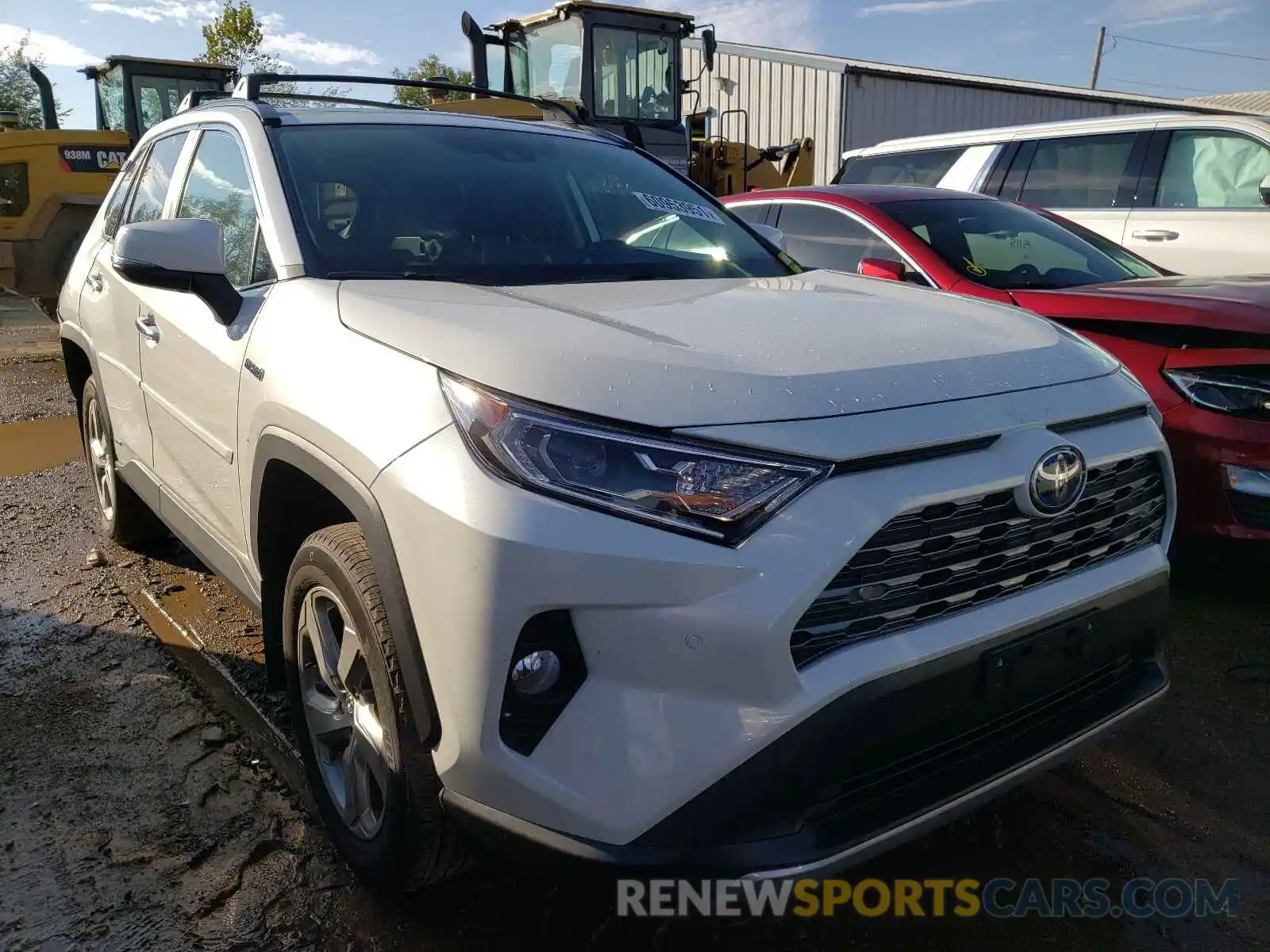 1 Photograph of a damaged car 2T3DWRFV9LW061886 TOYOTA RAV4 2020