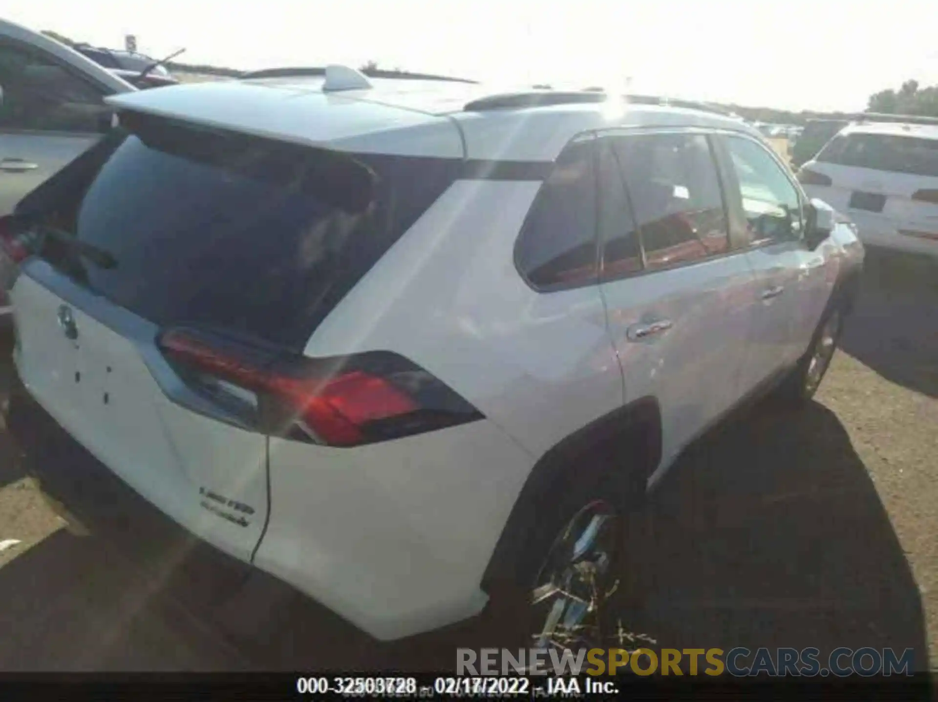 4 Photograph of a damaged car 2T3DWRFVXLW052369 TOYOTA RAV4 2020