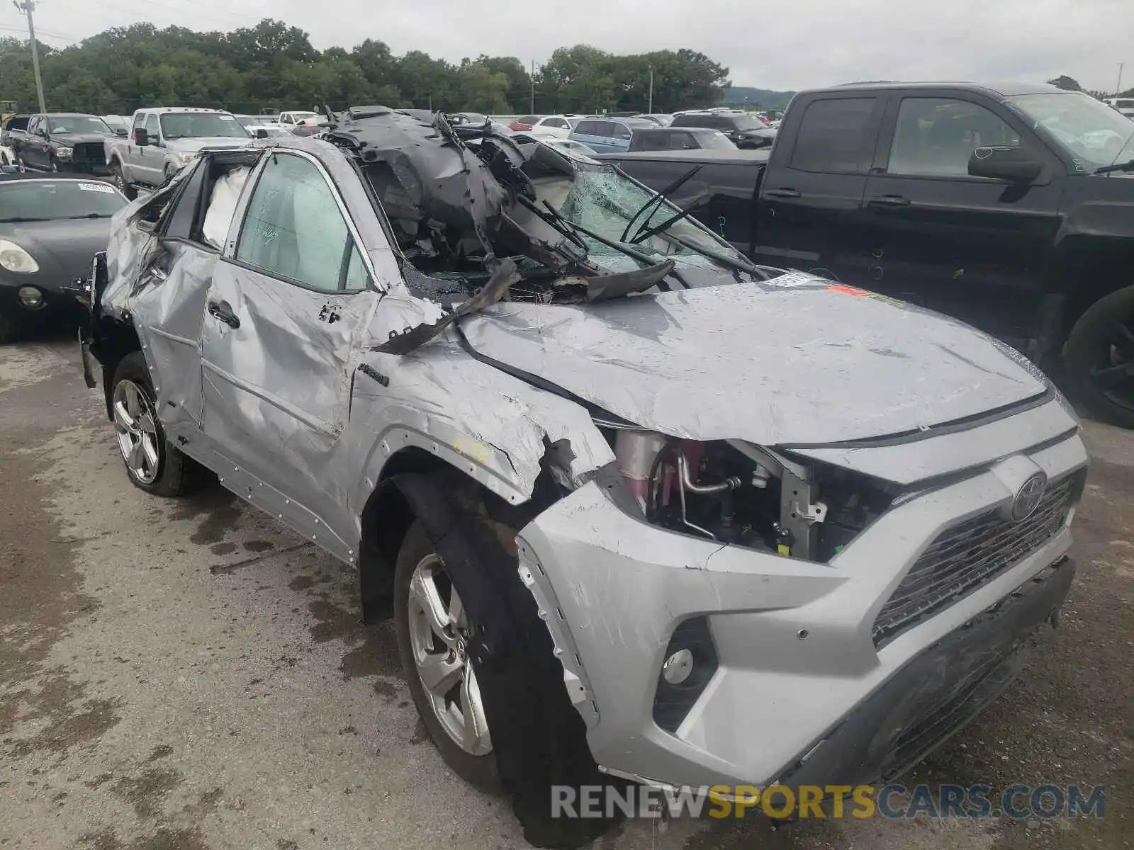 9 Photograph of a damaged car 2T3DWRFVXLW056891 TOYOTA RAV4 2020