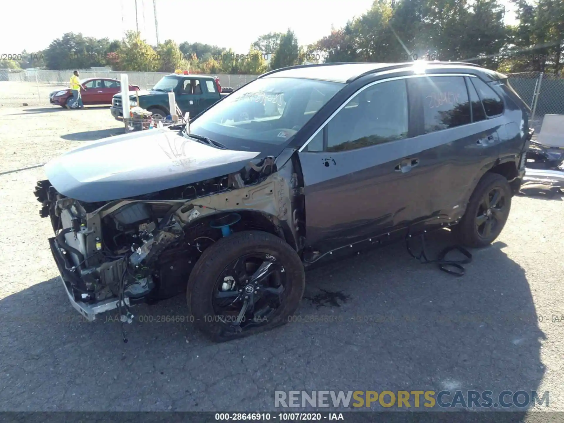 2 Photograph of a damaged car 2T3E6RFV3LW001283 TOYOTA RAV4 2020