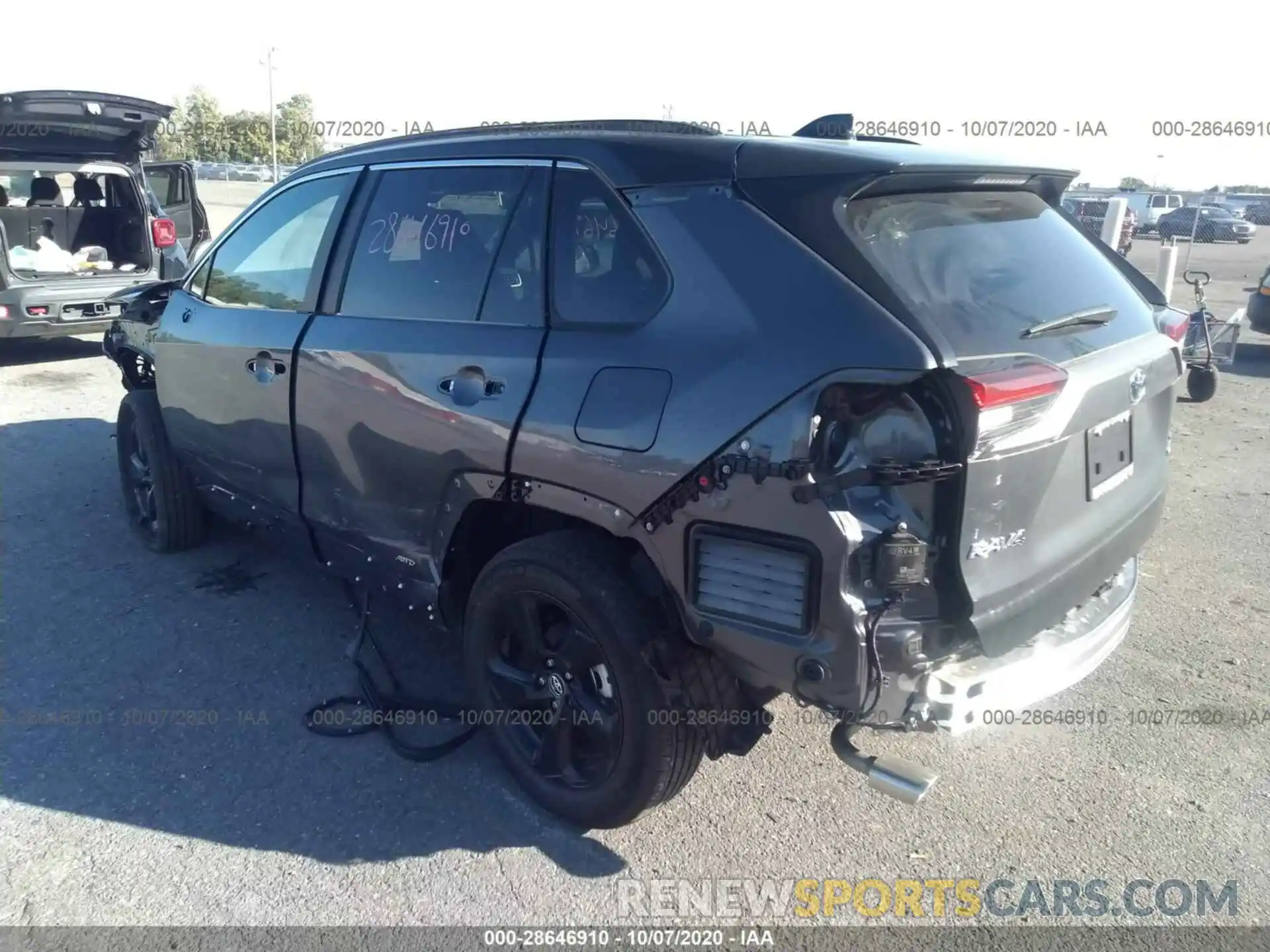 3 Photograph of a damaged car 2T3E6RFV3LW001283 TOYOTA RAV4 2020