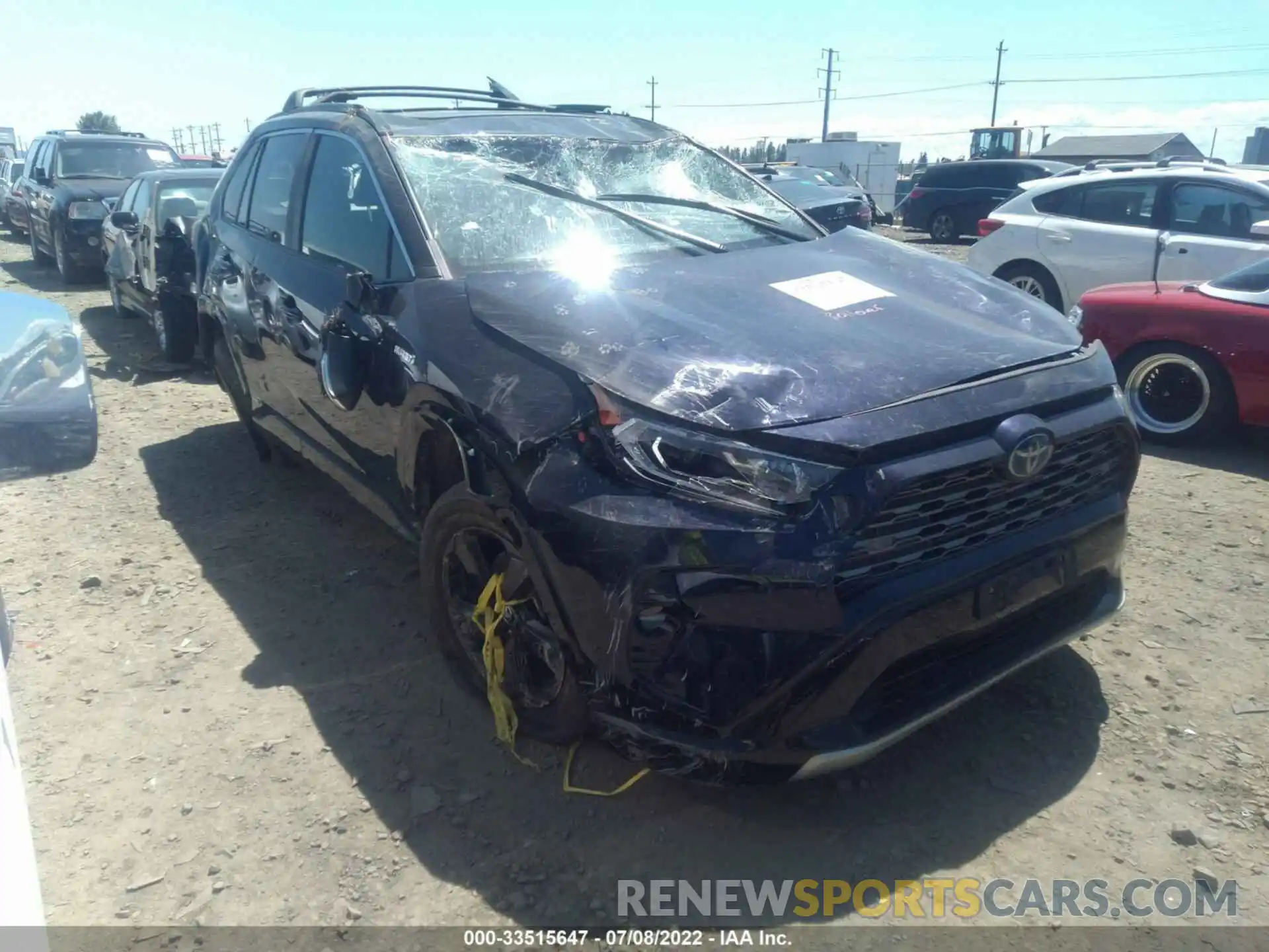 1 Photograph of a damaged car 2T3E6RFV5LW001401 TOYOTA RAV4 2020