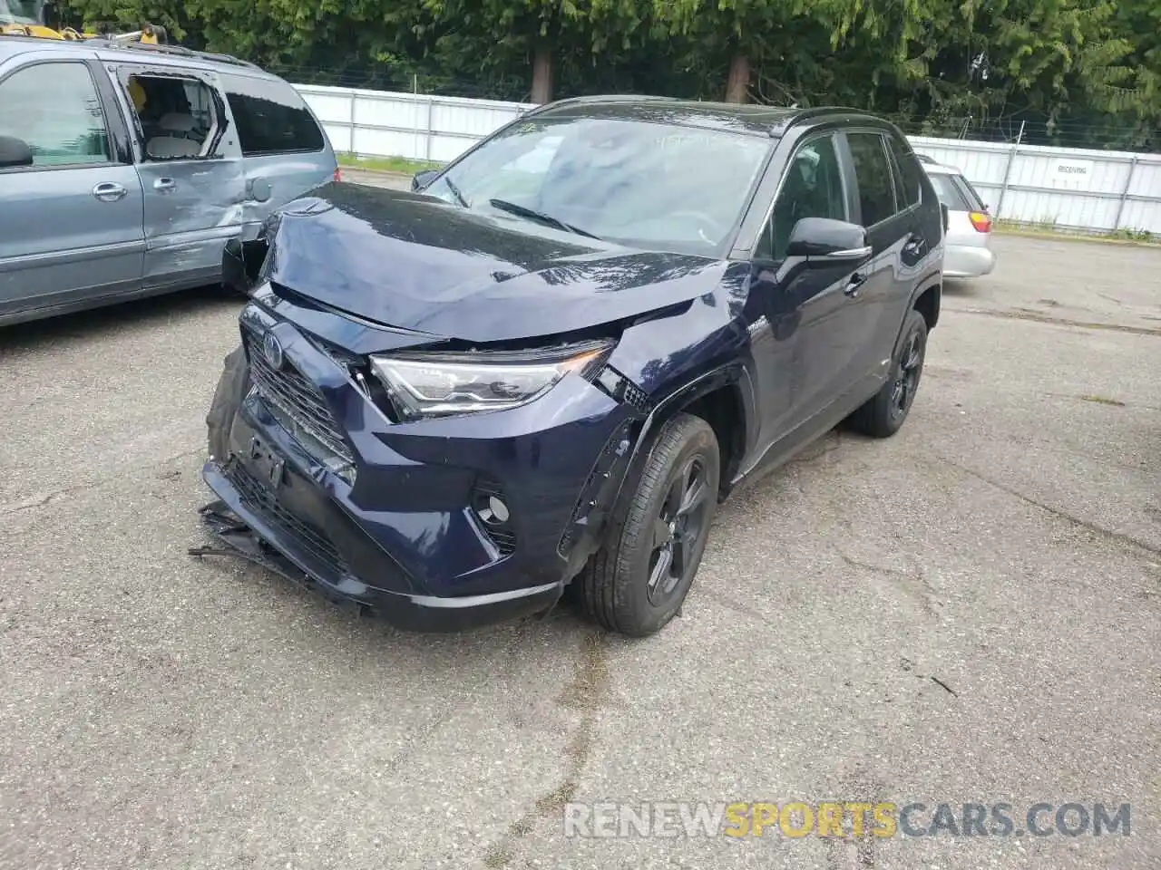 2 Photograph of a damaged car 2T3E6RFV9LW001465 TOYOTA RAV4 2020