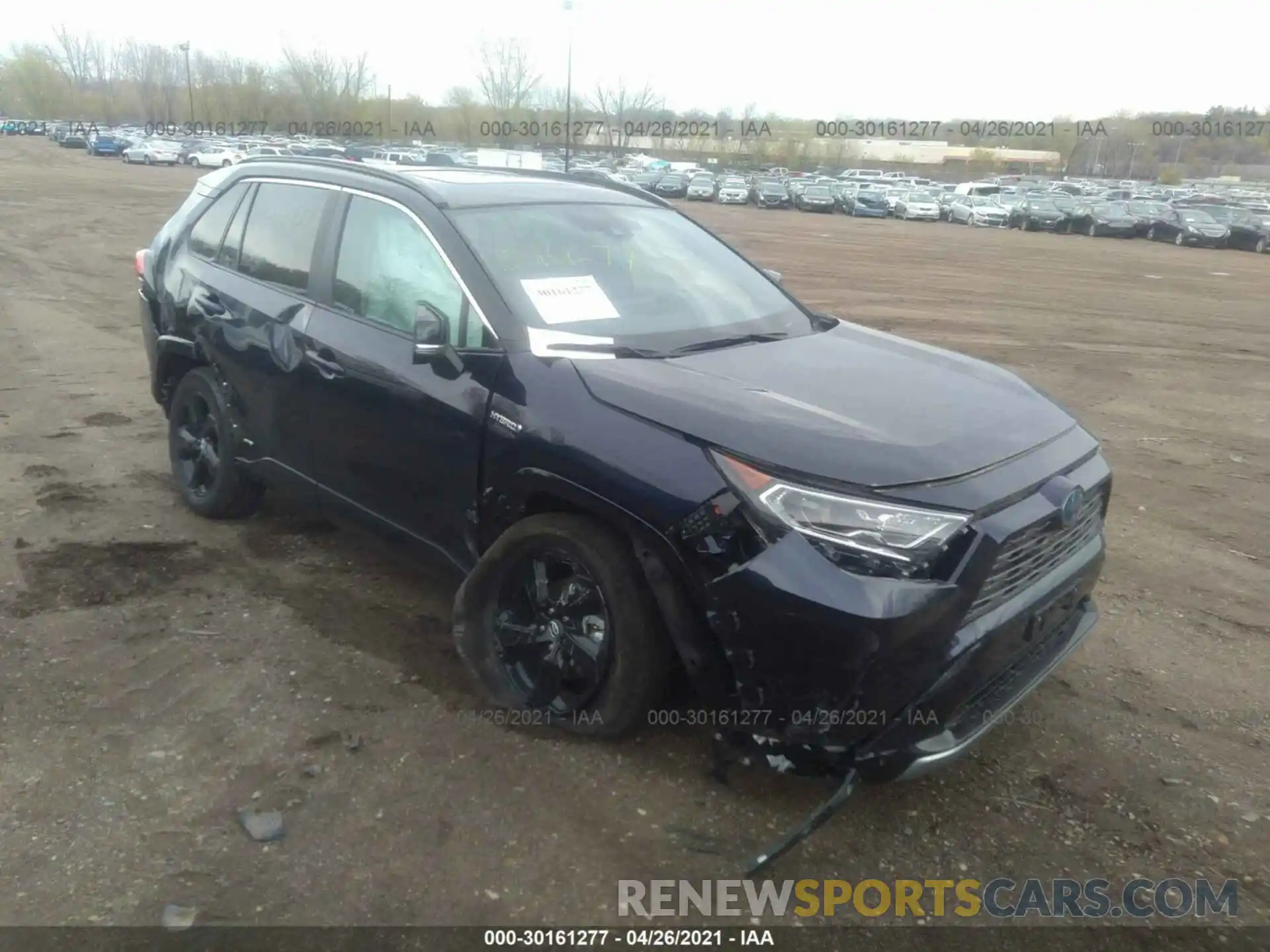 1 Photograph of a damaged car 2T3E6RFVXLW001667 TOYOTA RAV4 2020