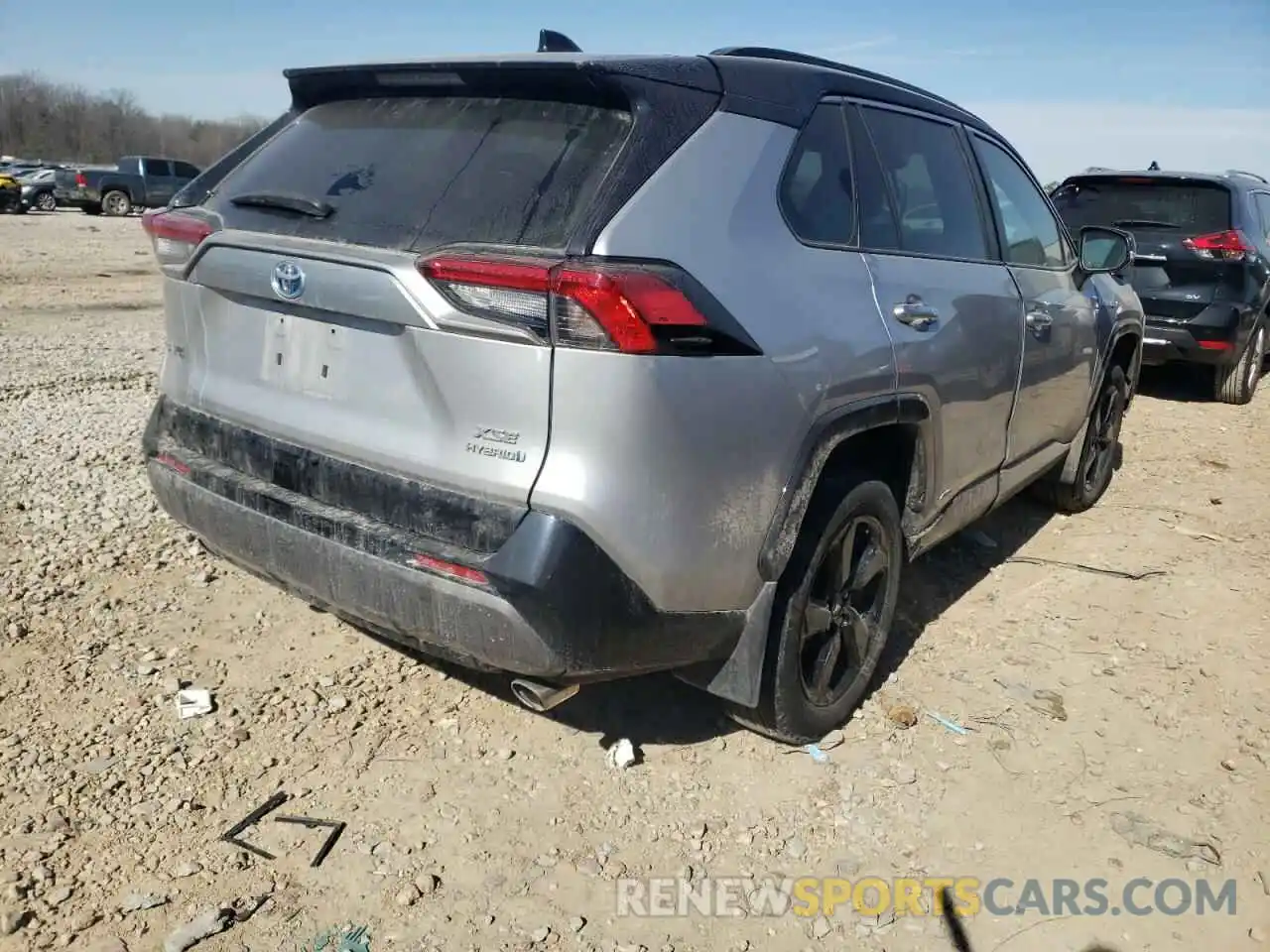 4 Фотография поврежденного автомобиля 2T3E6RFVXLW002205 TOYOTA RAV4 2020