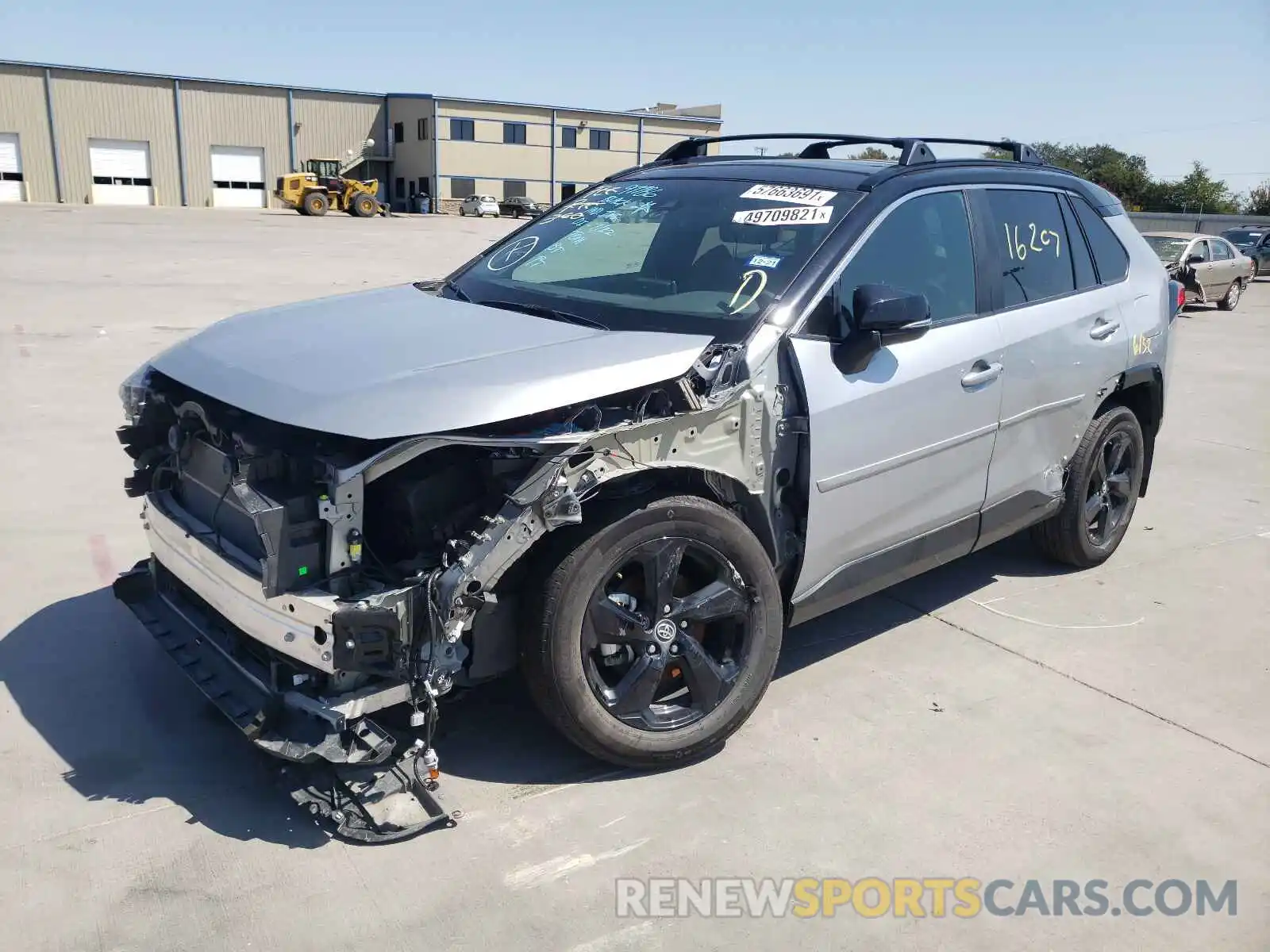 2 Photograph of a damaged car 2T3EWRFV0LW056788 TOYOTA RAV4 2020