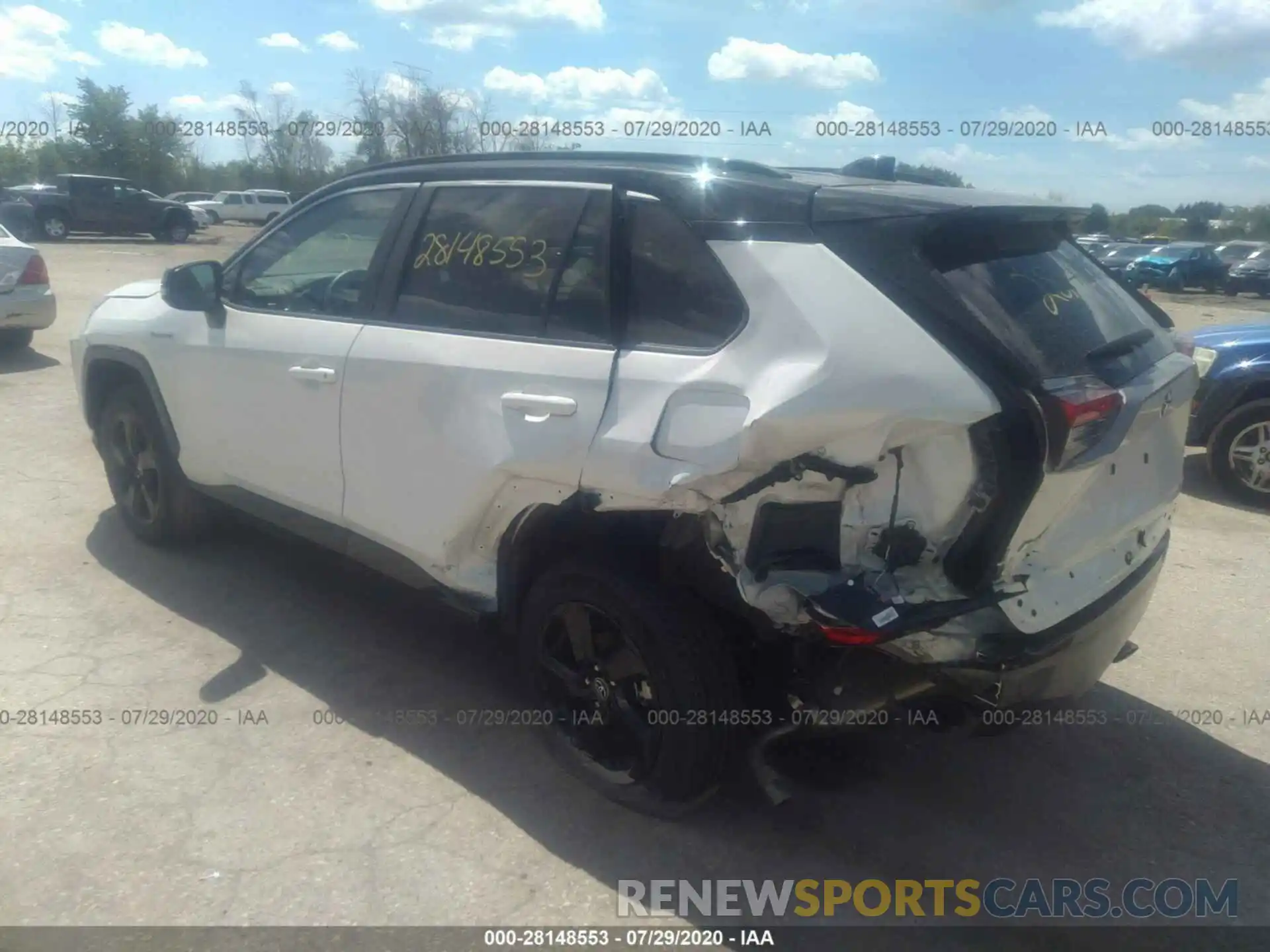 3 Фотография поврежденного автомобиля 2T3EWRFV0LW066110 TOYOTA RAV4 2020