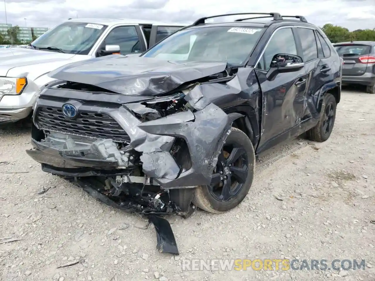 2 Photograph of a damaged car 2T3EWRFV2LW051477 TOYOTA RAV4 2020