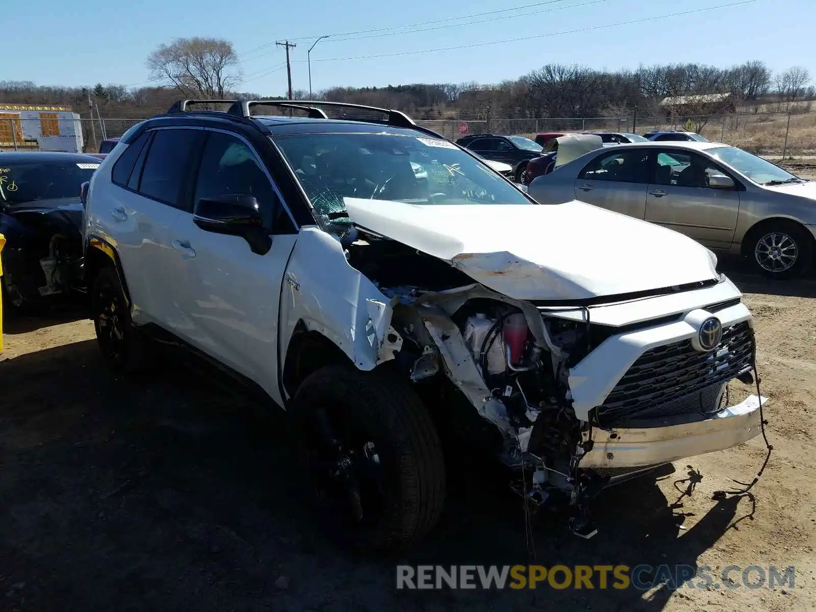 1 Photograph of a damaged car 2T3EWRFV2LW089257 TOYOTA RAV4 2020