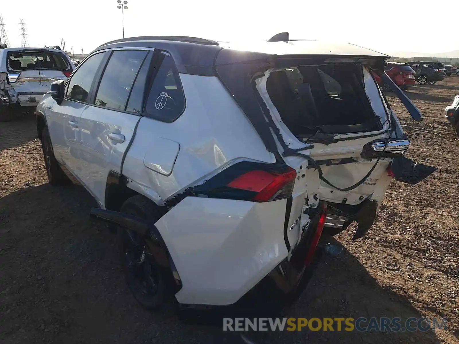 3 Photograph of a damaged car 2T3EWRFV3LW069650 TOYOTA RAV4 2020