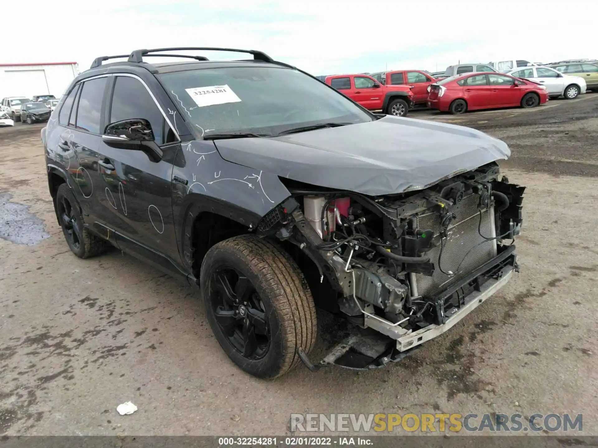 1 Photograph of a damaged car 2T3EWRFV3LW082849 TOYOTA RAV4 2020