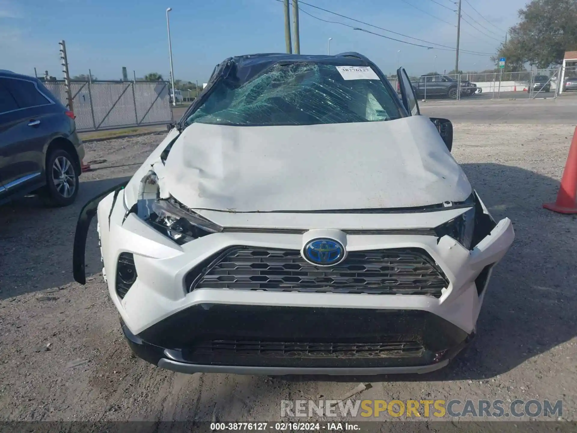 12 Photograph of a damaged car 2T3EWRFV3LW097867 TOYOTA RAV4 2020