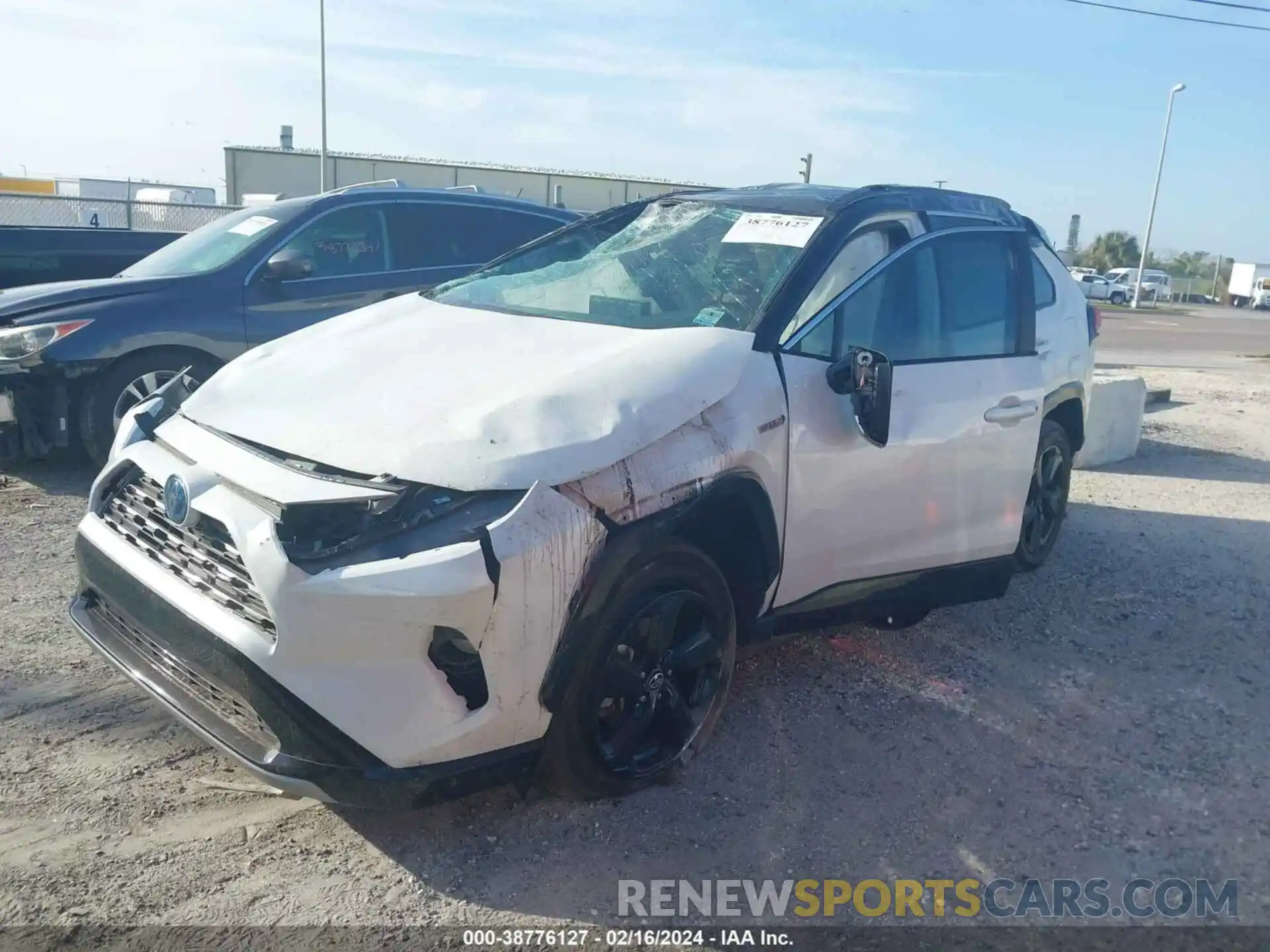 2 Photograph of a damaged car 2T3EWRFV3LW097867 TOYOTA RAV4 2020