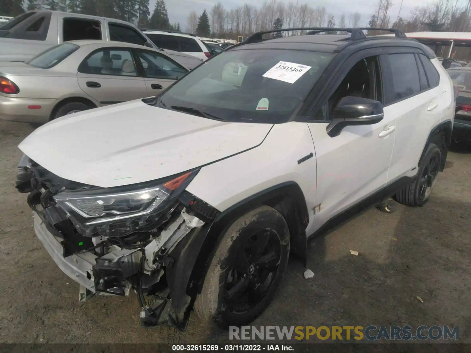 2 Photograph of a damaged car 2T3EWRFV5LW048041 TOYOTA RAV4 2020