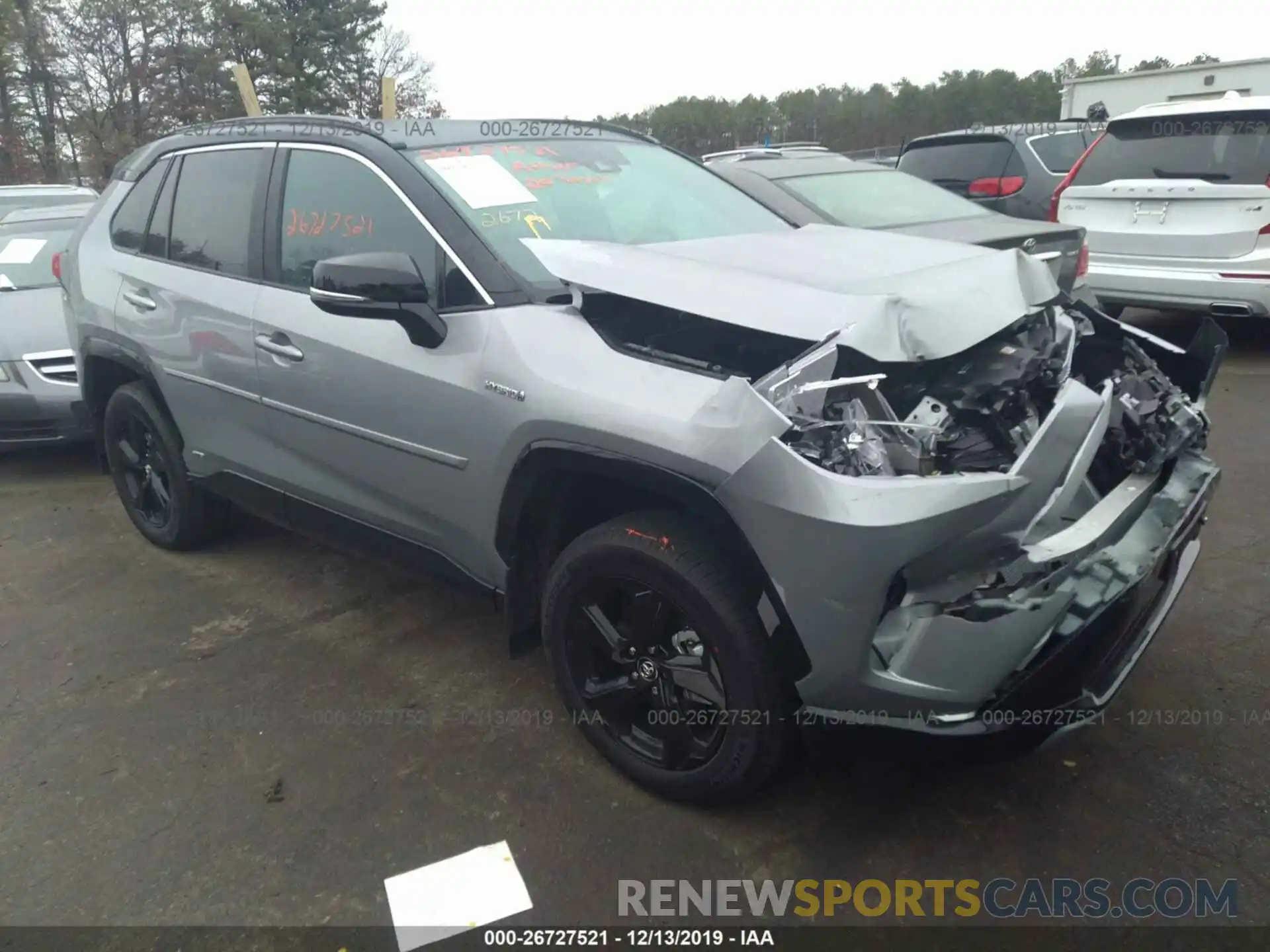 1 Photograph of a damaged car 2T3EWRFV5LW050405 TOYOTA RAV4 2020