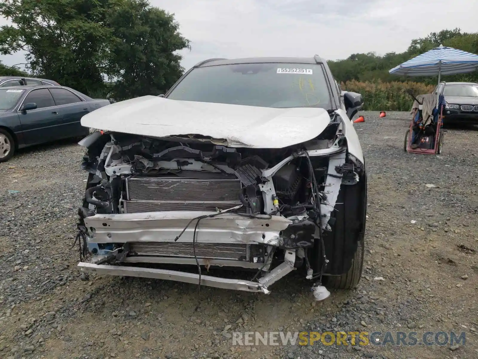 9 Photograph of a damaged car 2T3EWRFV6LW051708 TOYOTA RAV4 2020