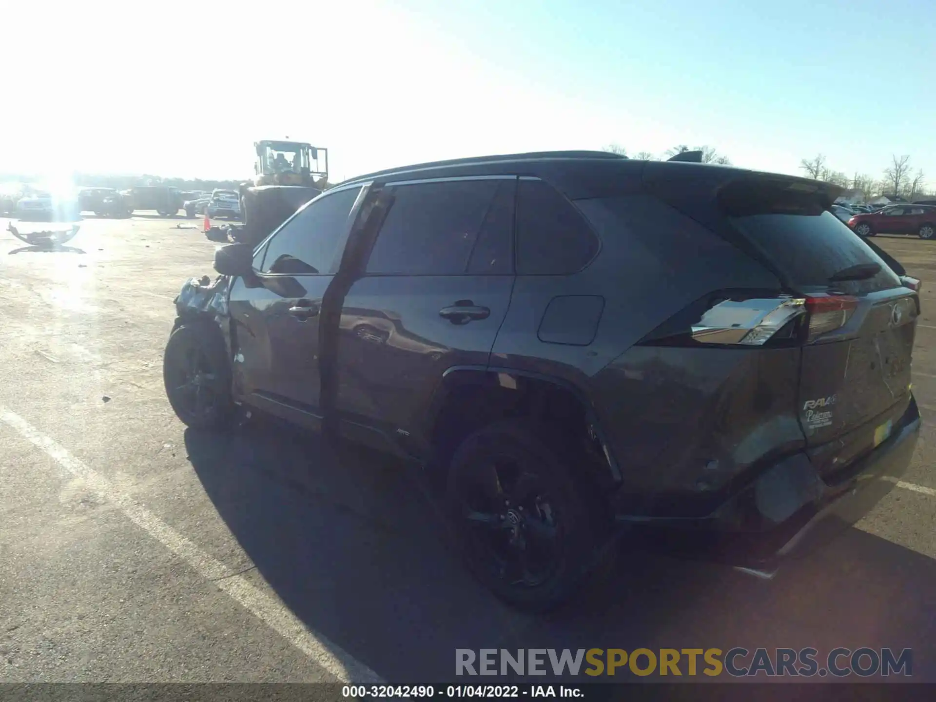 3 Photograph of a damaged car 2T3EWRFV6LW076432 TOYOTA RAV4 2020