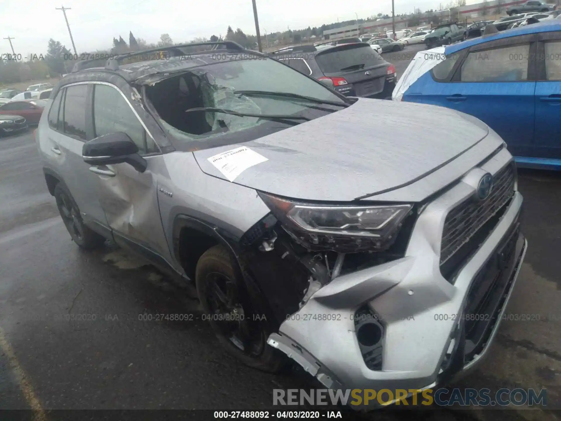 6 Photograph of a damaged car 2T3EWRFV7LW050342 TOYOTA RAV4 2020