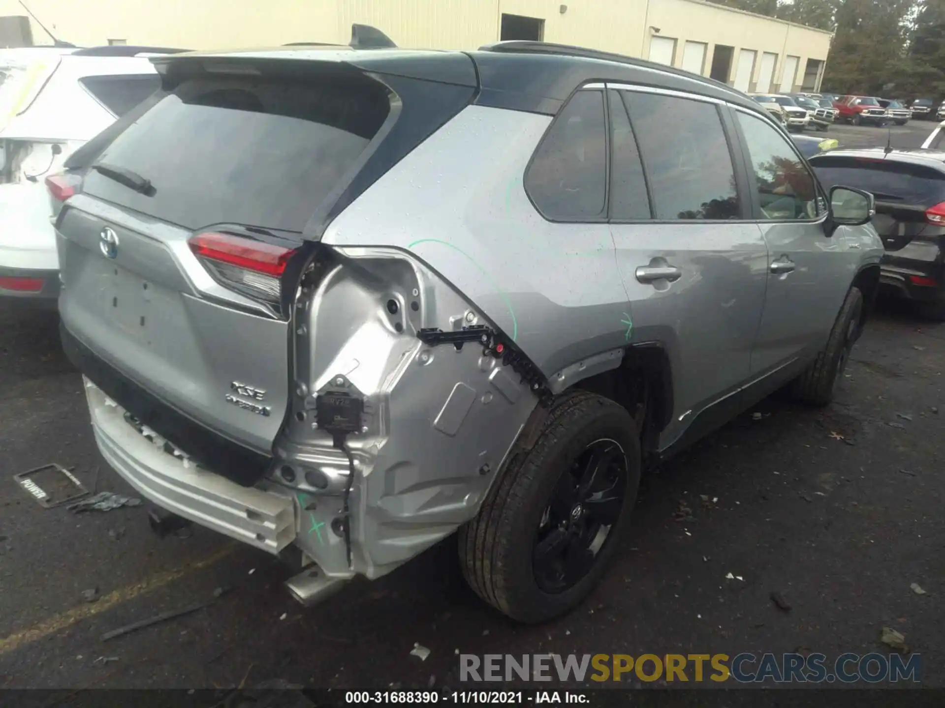 4 Photograph of a damaged car 2T3EWRFV7LW060093 TOYOTA RAV4 2020