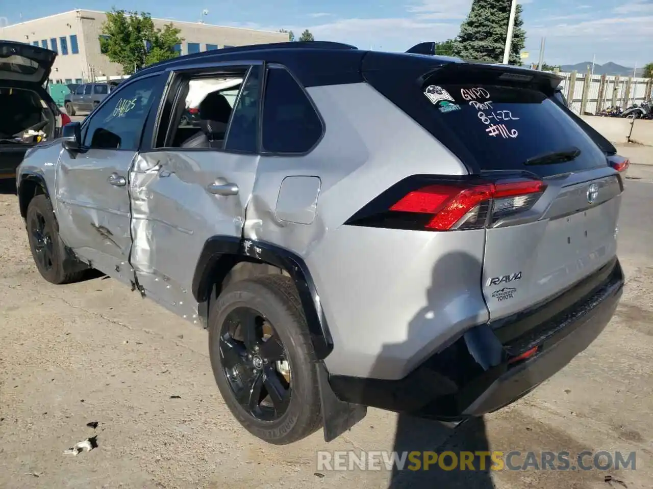 3 Photograph of a damaged car 2T3EWRFV8LW054349 TOYOTA RAV4 2020