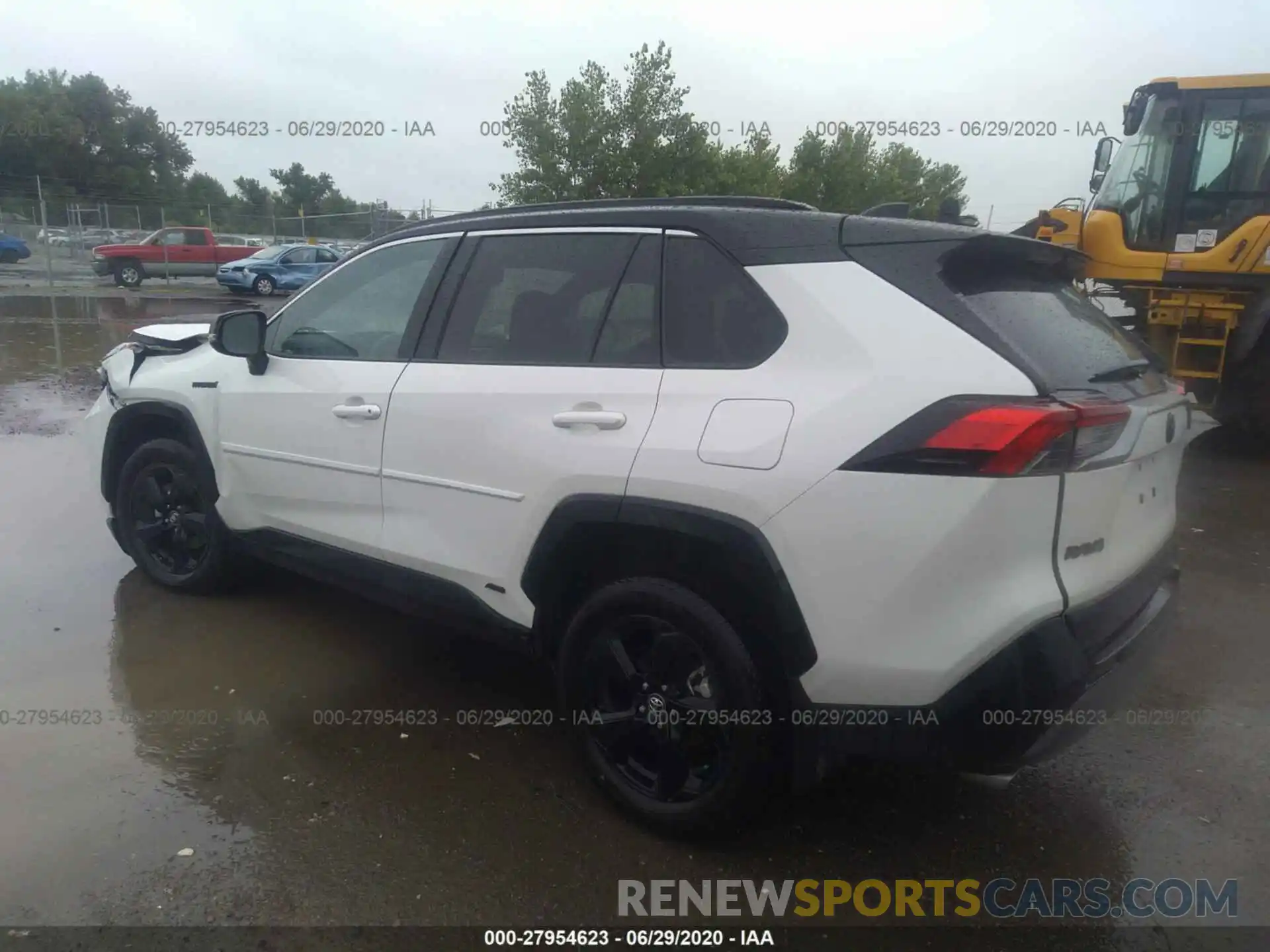 3 Фотография поврежденного автомобиля 2T3EWRFV8LW071586 TOYOTA RAV4 2020