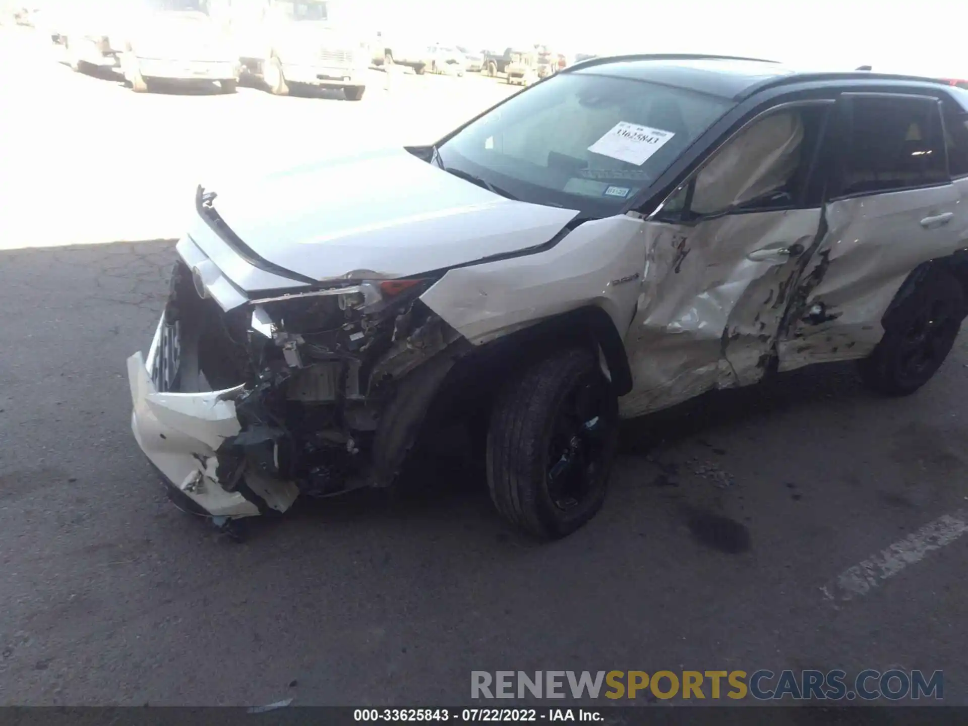 6 Photograph of a damaged car 2T3EWRFV8LW090025 TOYOTA RAV4 2020