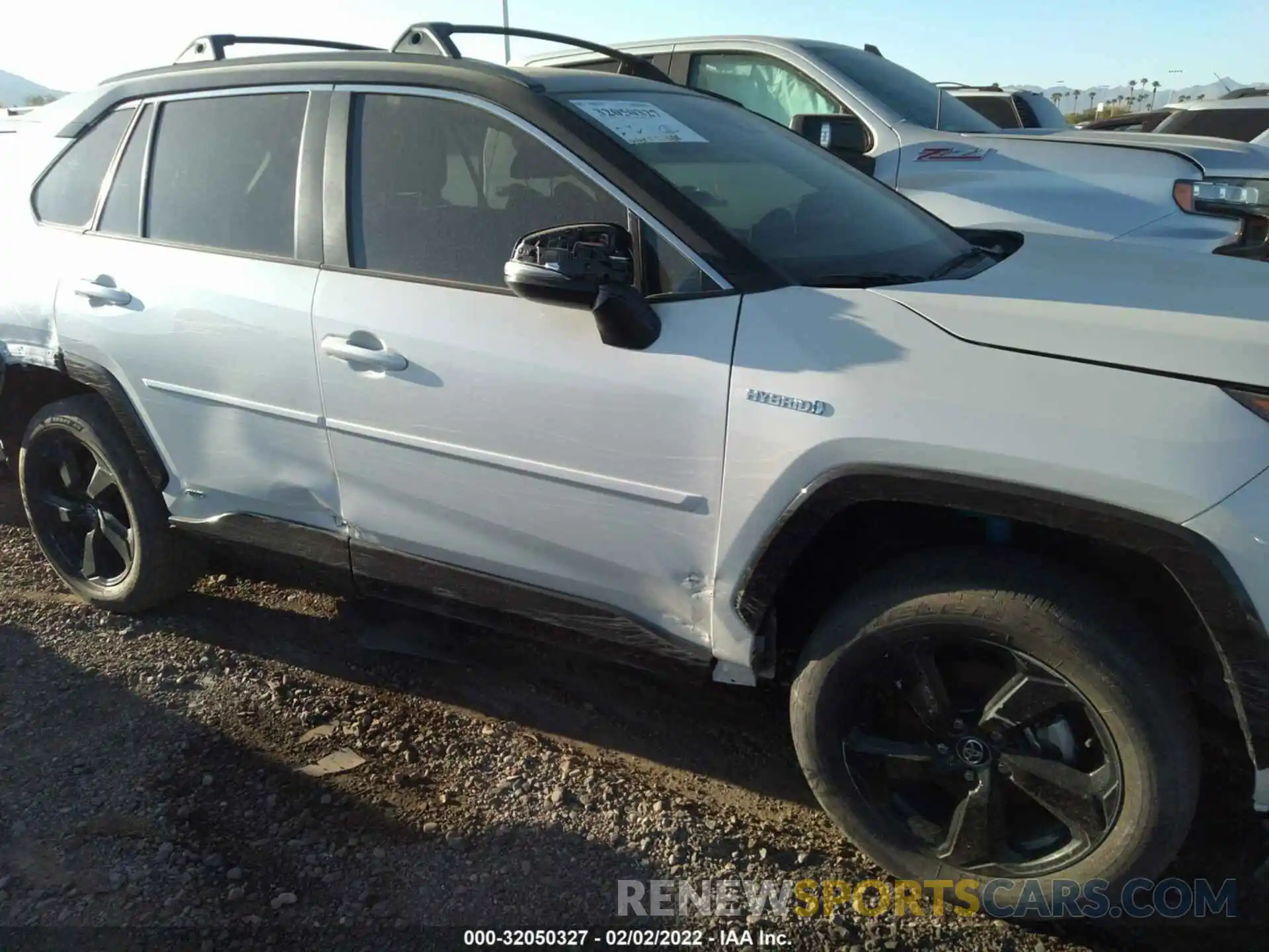 6 Фотография поврежденного автомобиля 2T3EWRFV9LW052626 TOYOTA RAV4 2020