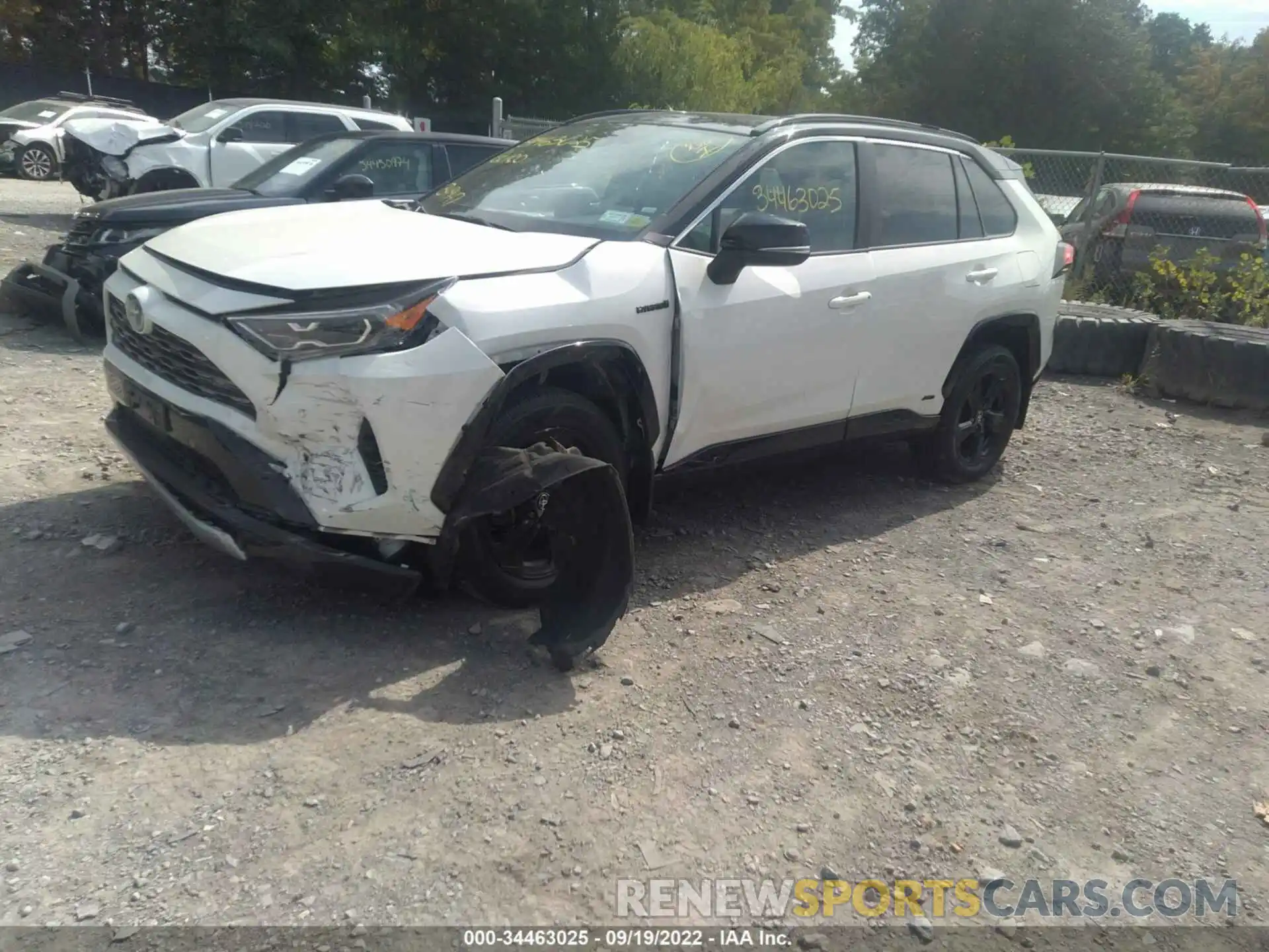 2 Photograph of a damaged car 2T3EWRFV9LW055011 TOYOTA RAV4 2020