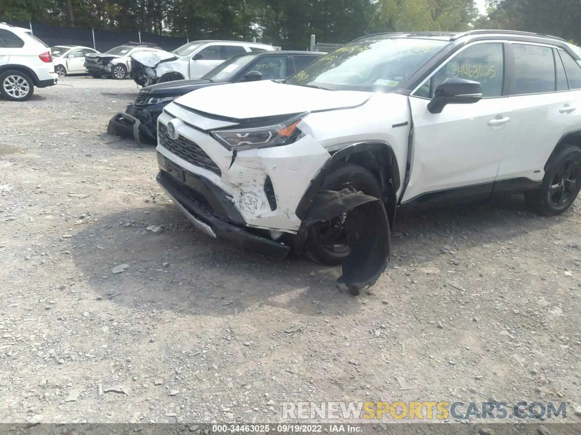 6 Photograph of a damaged car 2T3EWRFV9LW055011 TOYOTA RAV4 2020