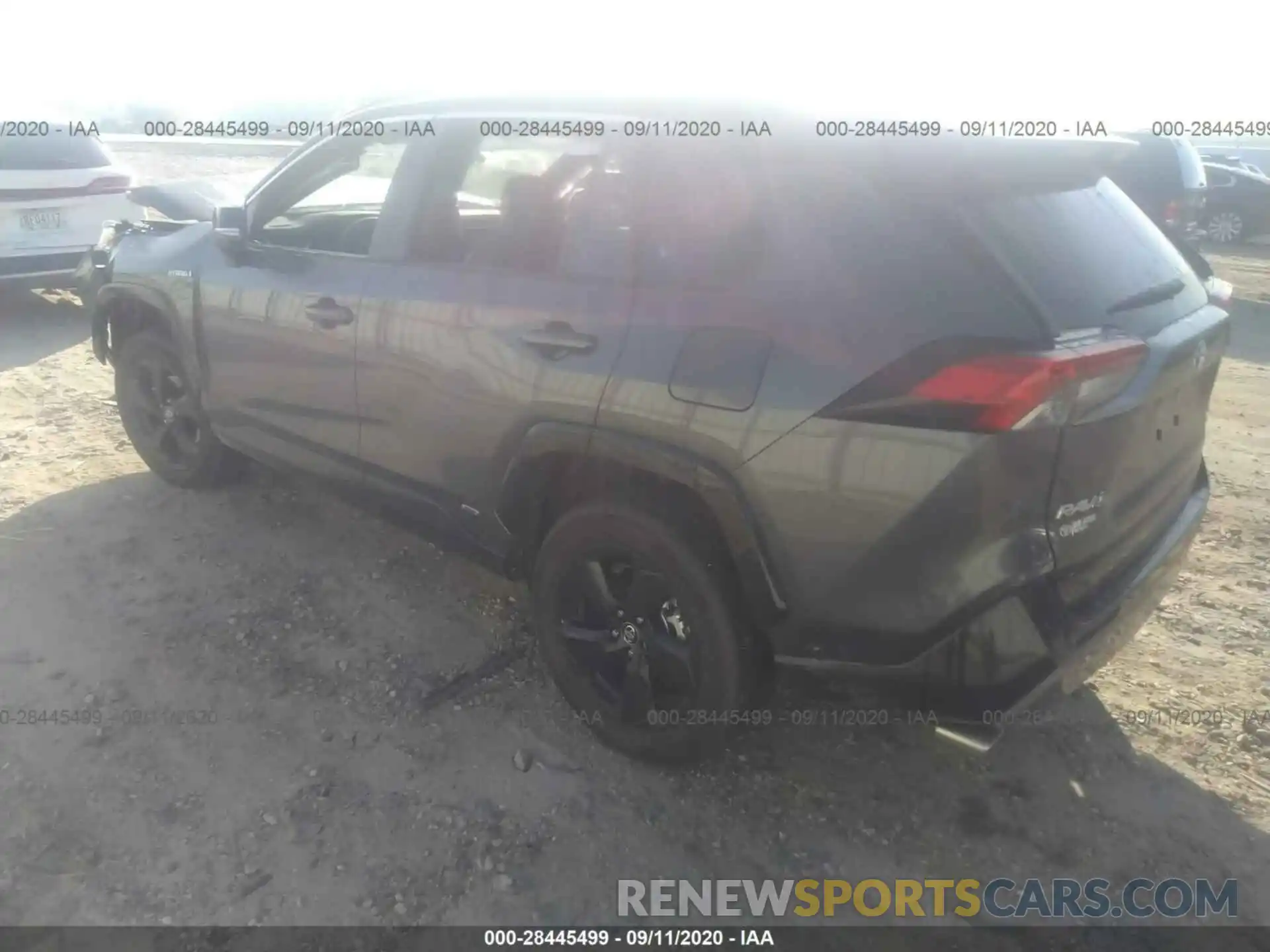 3 Photograph of a damaged car 2T3EWRFV9LW067580 TOYOTA RAV4 2020