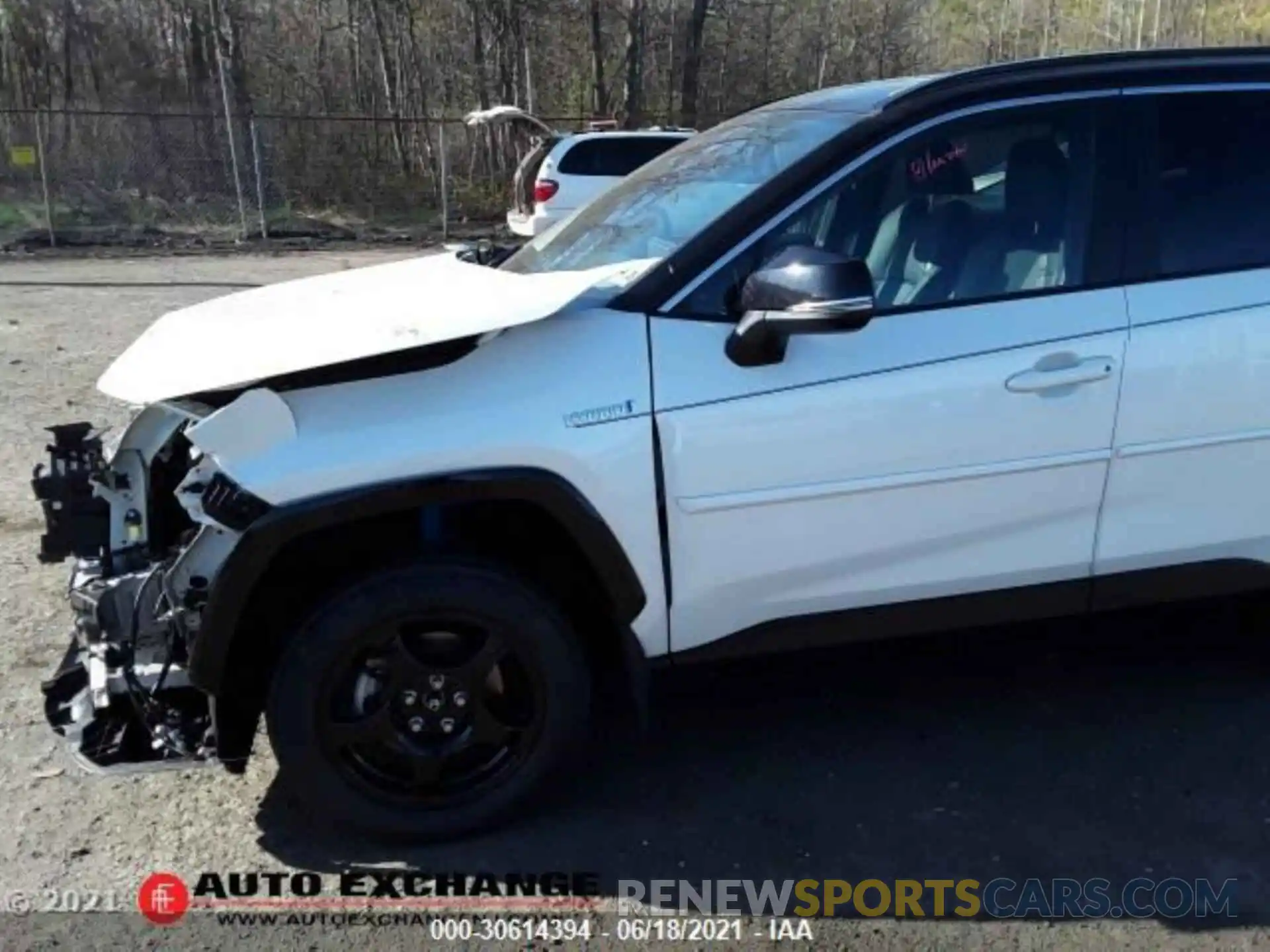 2 Photograph of a damaged car 2T3EWRFV9LW069412 TOYOTA RAV4 2020