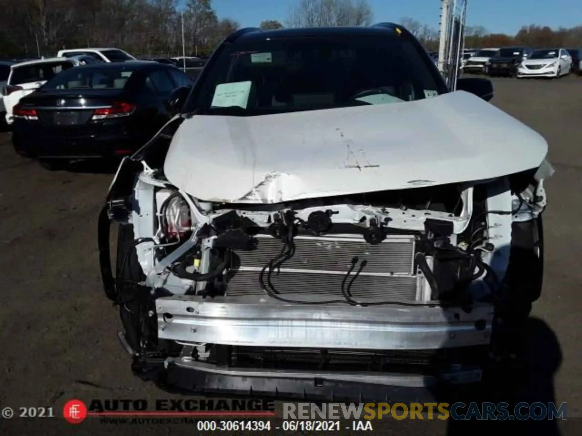 3 Photograph of a damaged car 2T3EWRFV9LW069412 TOYOTA RAV4 2020