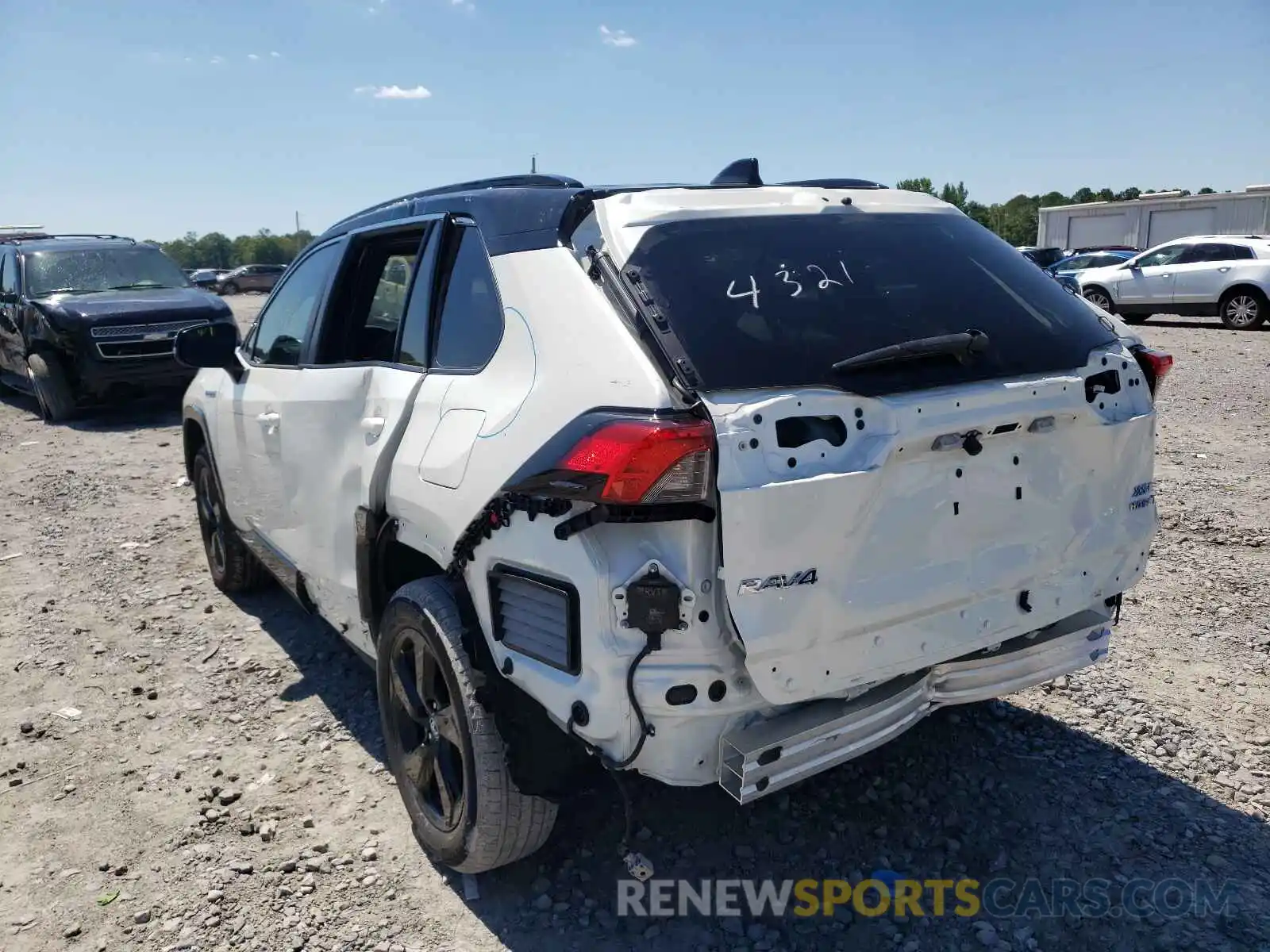 3 Photograph of a damaged car 2T3EWRFV9LW099400 TOYOTA RAV4 2020