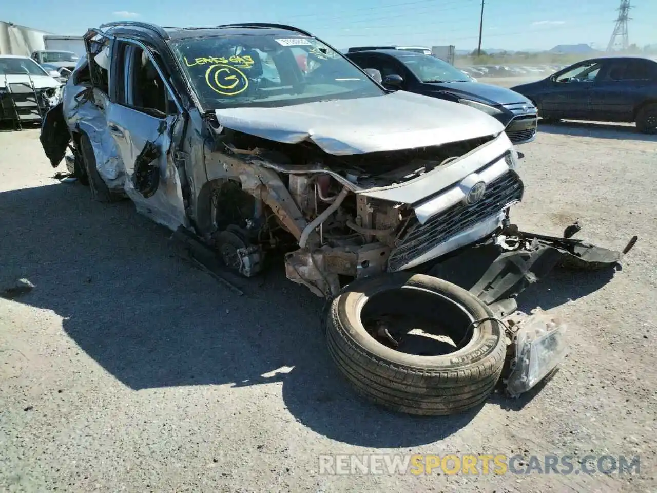 1 Photograph of a damaged car 2T3EWRFVXLW080175 TOYOTA RAV4 2020