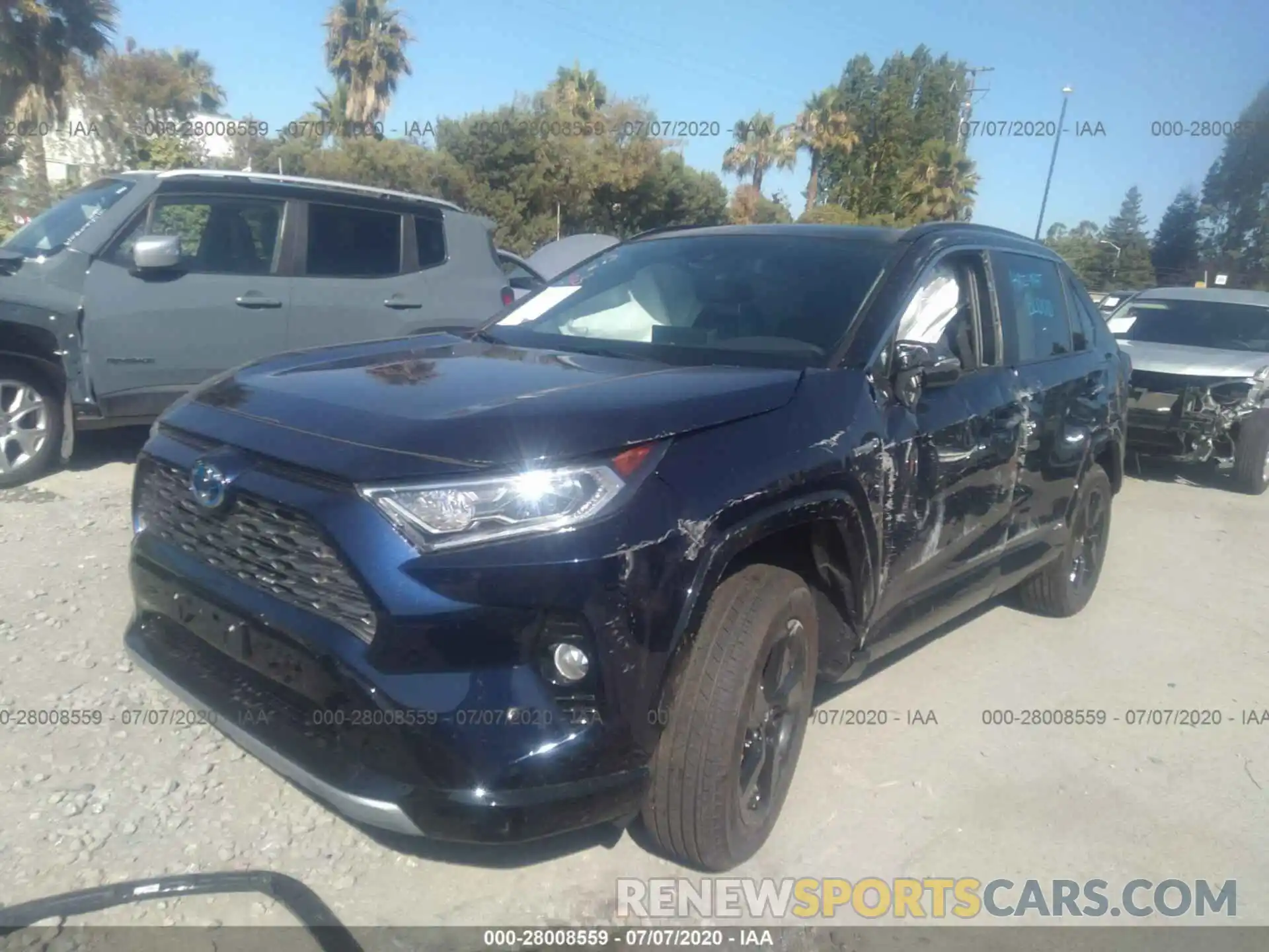 2 Photograph of a damaged car 2T3EWRFVXLW080354 TOYOTA RAV4 2020