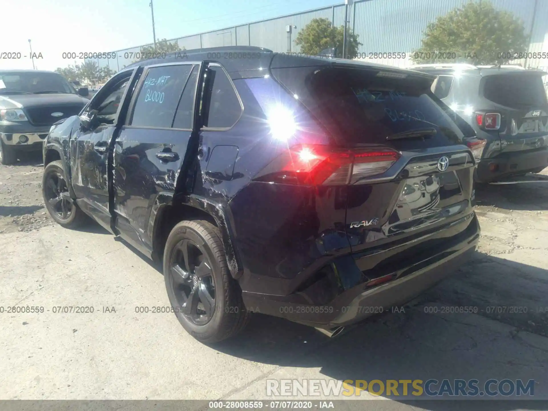 3 Photograph of a damaged car 2T3EWRFVXLW080354 TOYOTA RAV4 2020