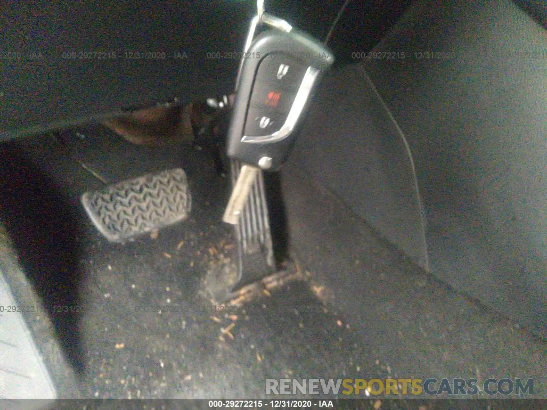 11 Photograph of a damaged car 2T3F1RFV0LC071571 TOYOTA RAV4 2020