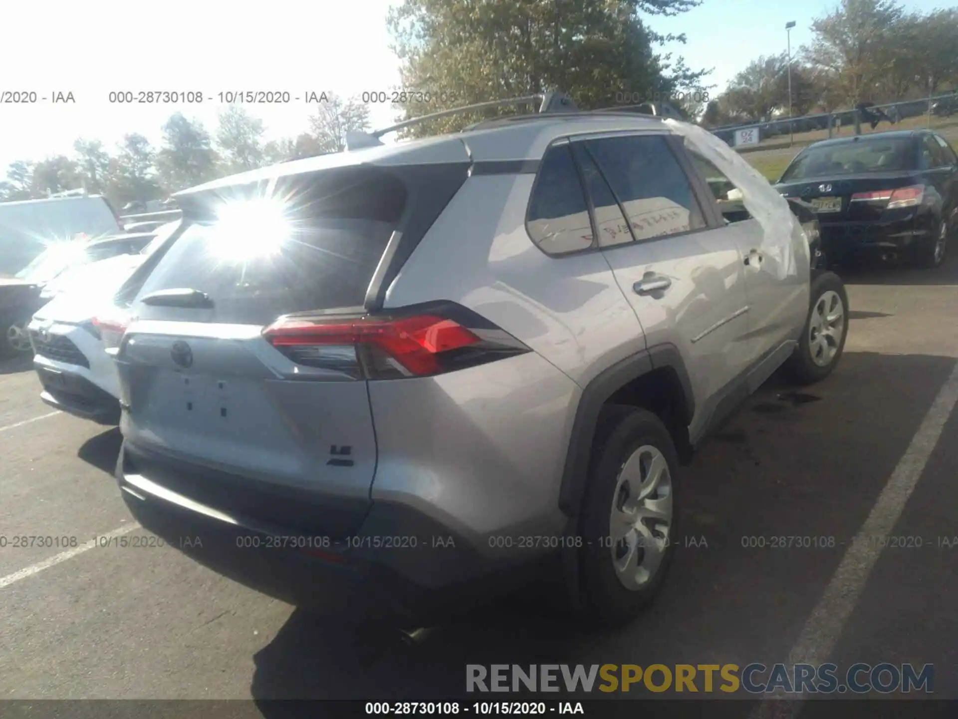 4 Photograph of a damaged car 2T3F1RFV0LC077497 TOYOTA RAV4 2020