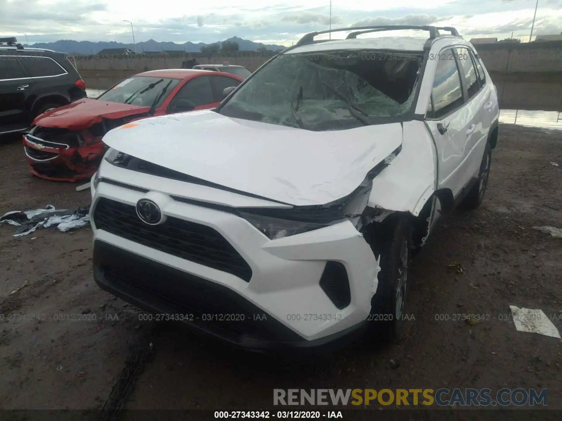 6 Photograph of a damaged car 2T3F1RFV0LC080366 TOYOTA RAV4 2020