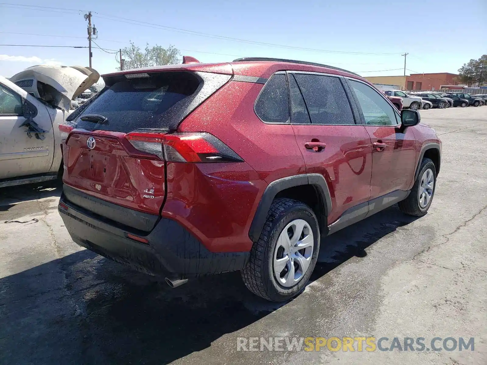 4 Photograph of a damaged car 2T3F1RFV0LC082926 TOYOTA RAV4 2020